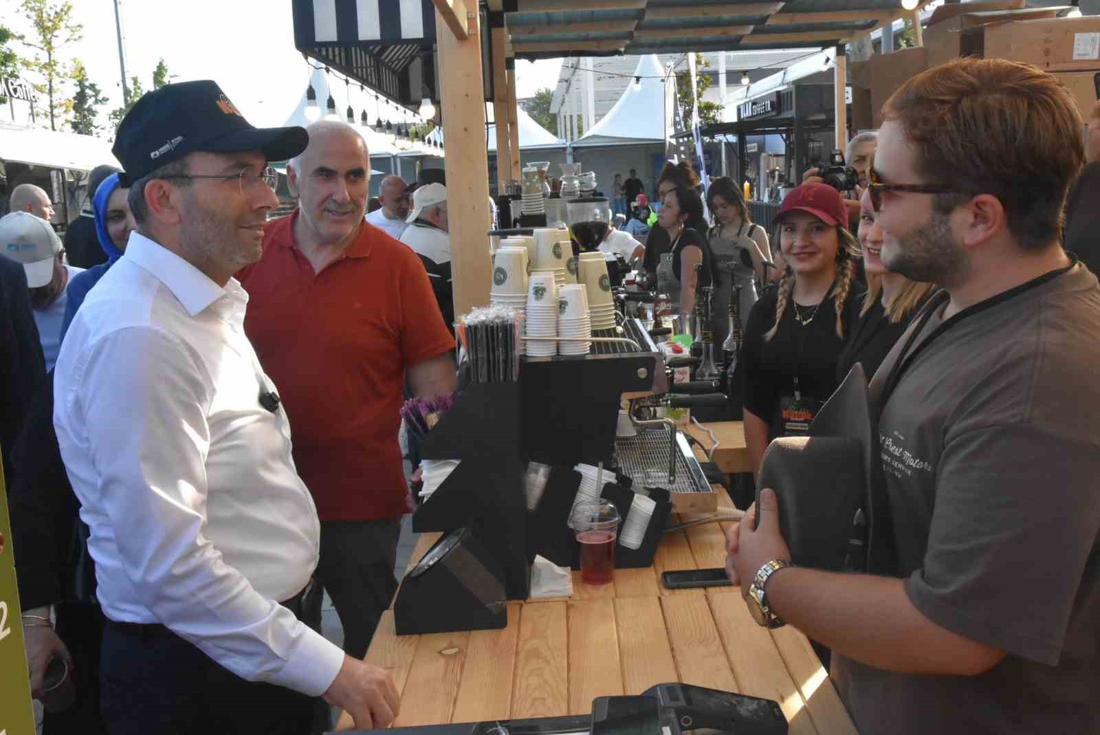 6’INCI PENDİK KAHVE FESTİVALİ ZİYARETÇİLERE KAPILARINI AÇTI