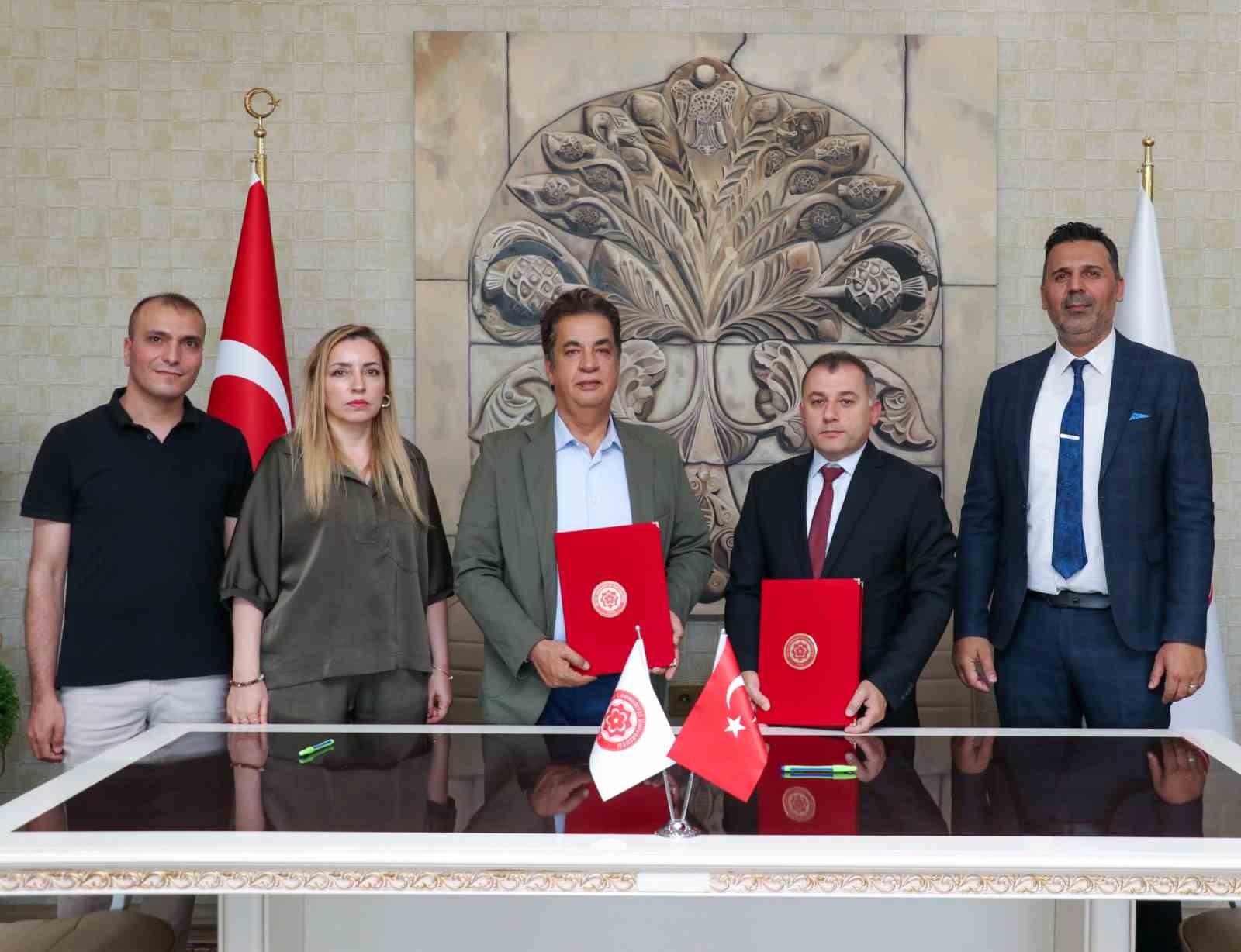 ÇEDAŞ’TAN GELECEĞİN MÜHENDİSLERİNE KARİYER PUSULAM PROJESİ