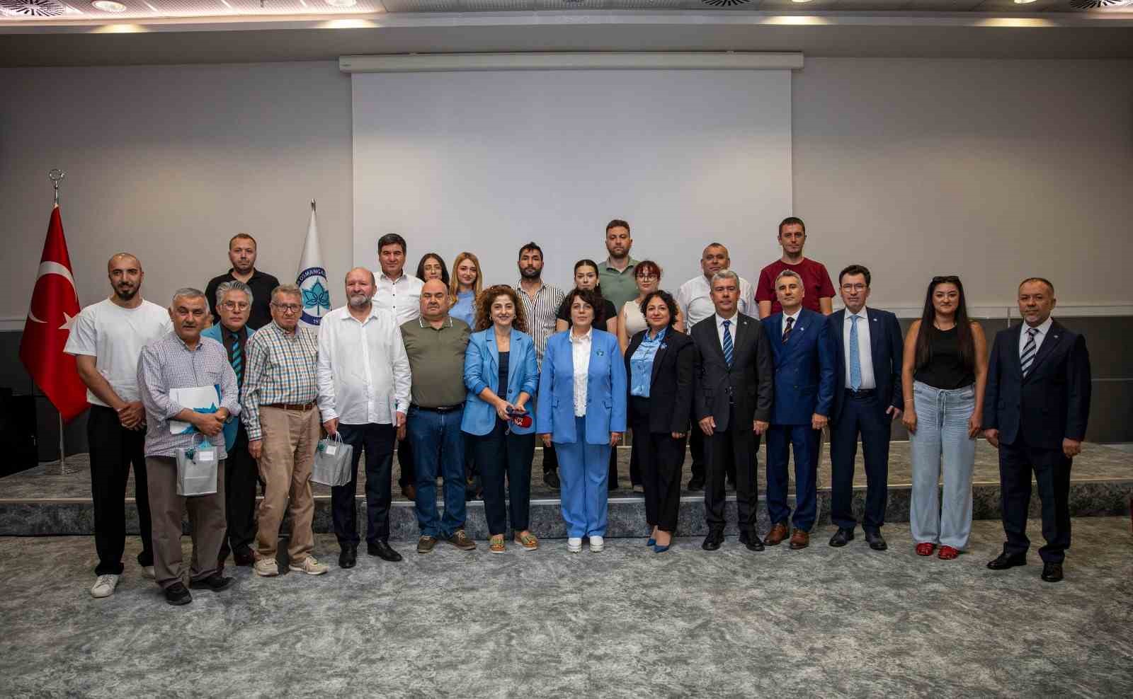 REKTÖR PROF. DR. GÜMÜŞSOY: "NİYETİMİZ YENİ BİR HASTANE BİNASI KAZANDIRMAK"