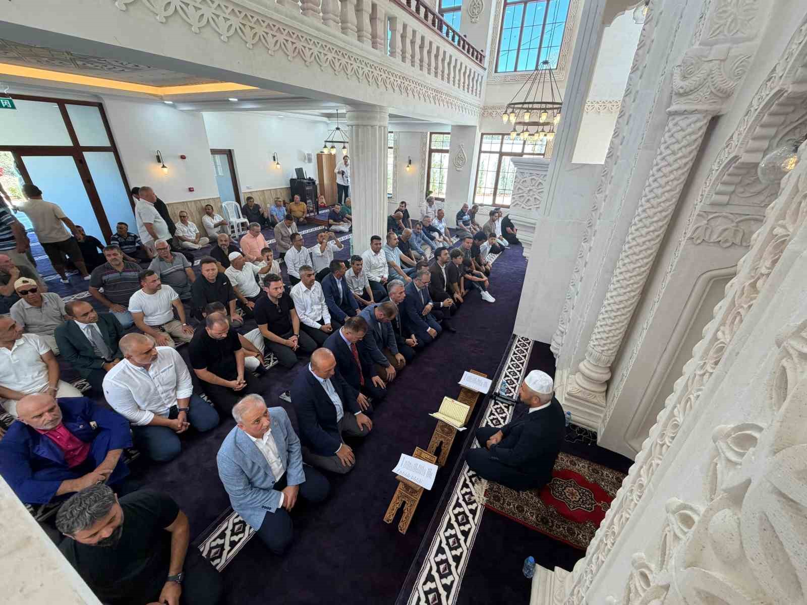 BODRUM ÇAMLIK MAHALLESİ YENİ CAMİYE KAVUŞTU