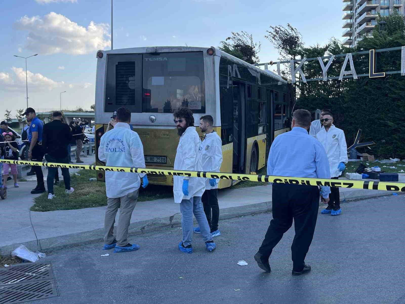 ZEYTİNBURNU’NDAKİ İETT KAZASINDA ÖLÜ SAYISI 2’YE YÜKSELDİ