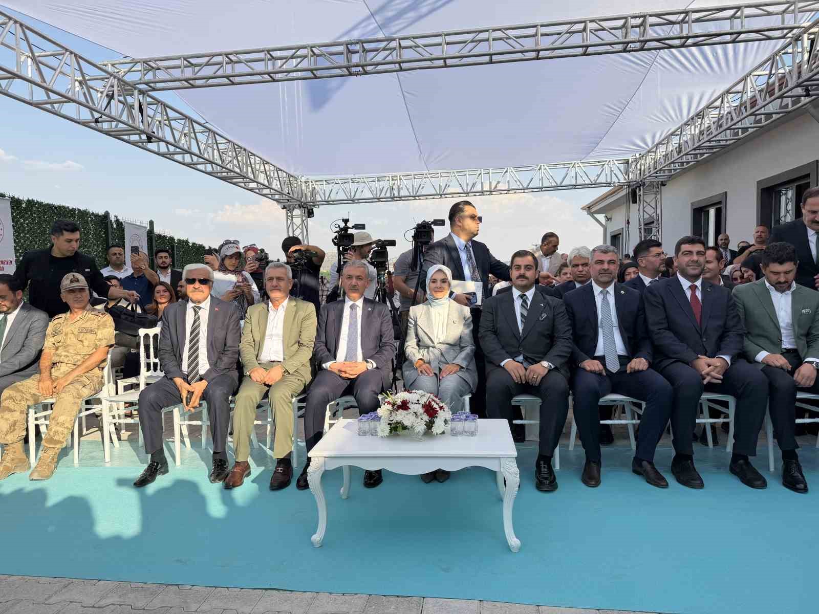 BAKAN GÖKTAŞ, MARDİN’DE HASAN KELEŞOĞLU ÇOCUK EVLERİ SİTESİ AÇILIŞ TÖRENİNE KATILDI