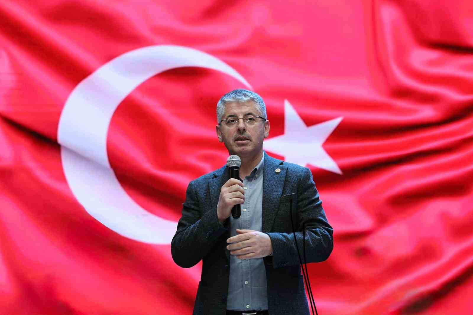 VEKİL ÇOPUROĞLU: "30 AĞUSTOS, TÜRKİYE’NİN GÜÇLÜ YARINLARINA AÇILAN ZAFER KAPISIDIR"