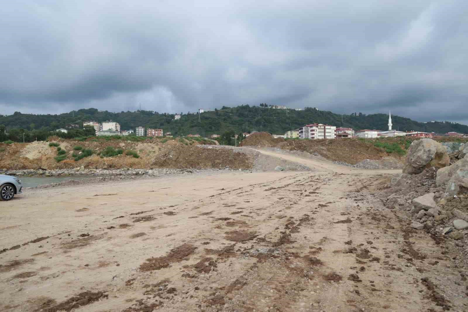 ARSİN YATIRIM ADASI’NDA ÇALIŞMALAR BAŞLADI