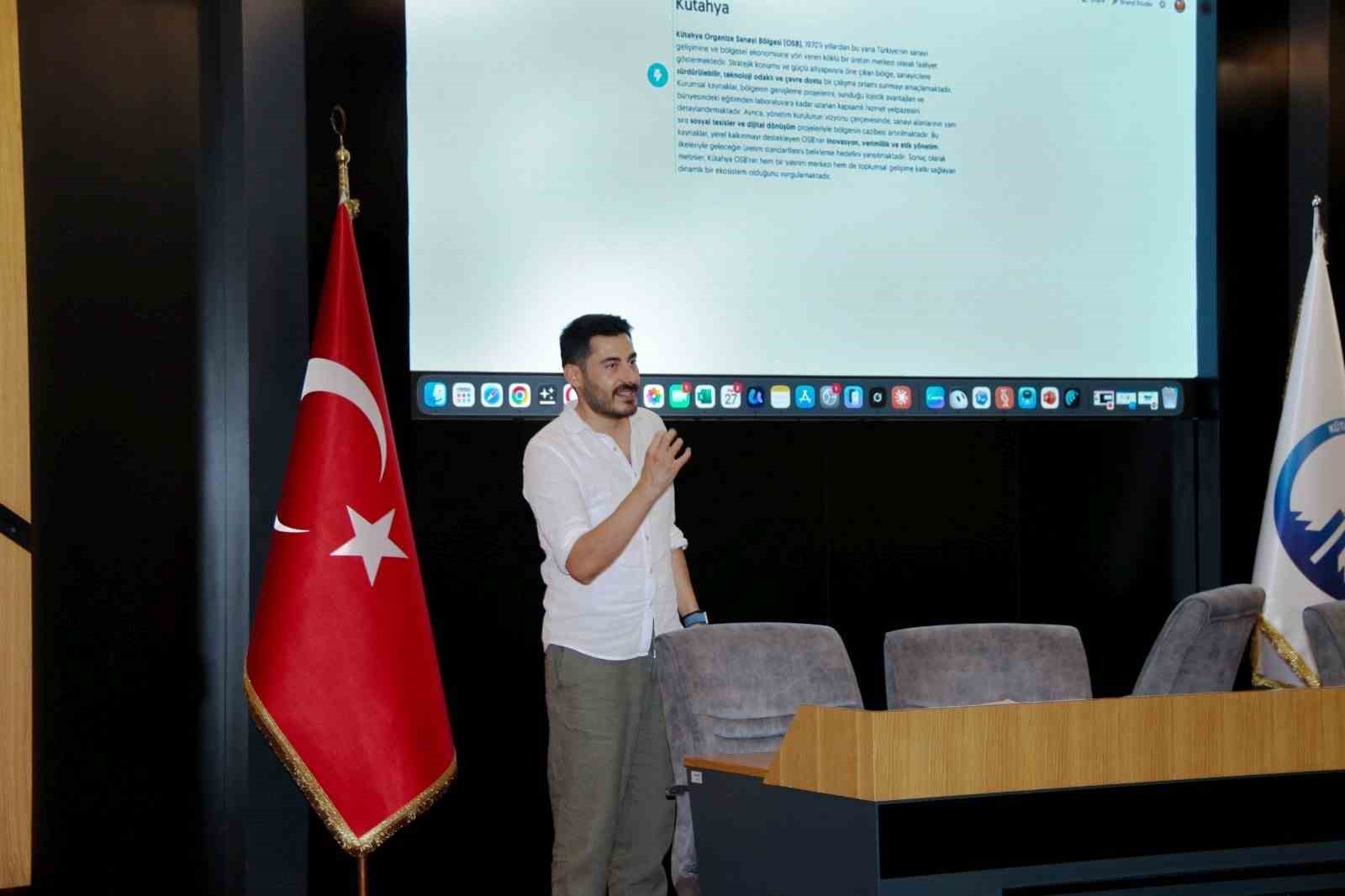 KÜTAHYA OSB AKADEMİ’DE "YAPAY ZEKÂYI İŞ HAYATINDA ETKİN KULLANMA" EĞİTİMİ GERÇEKLEŞTİRİLDİ