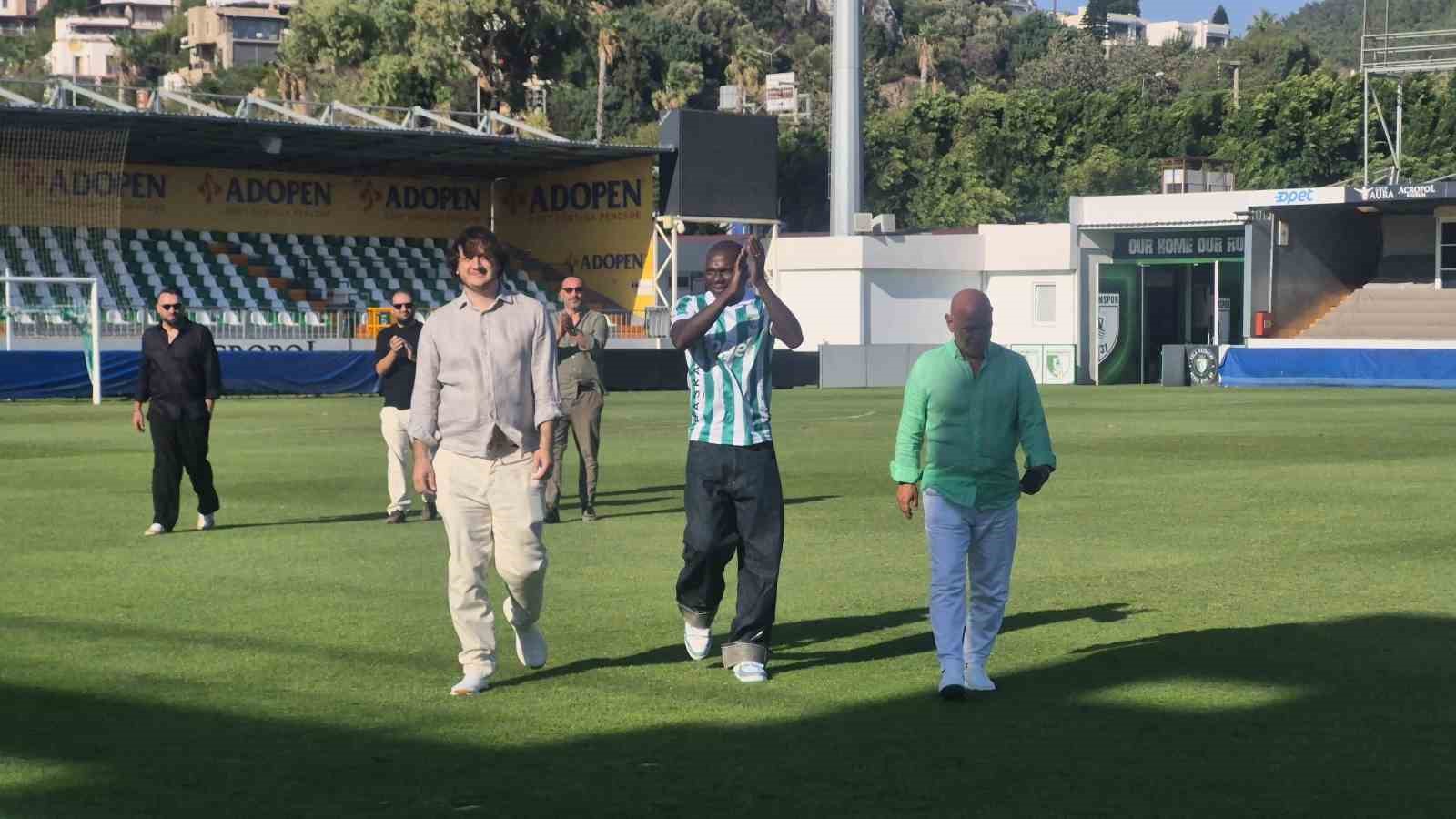VİNCENT ABOUBAKAR, BODRUM FK’YA İMZAYI ATTI