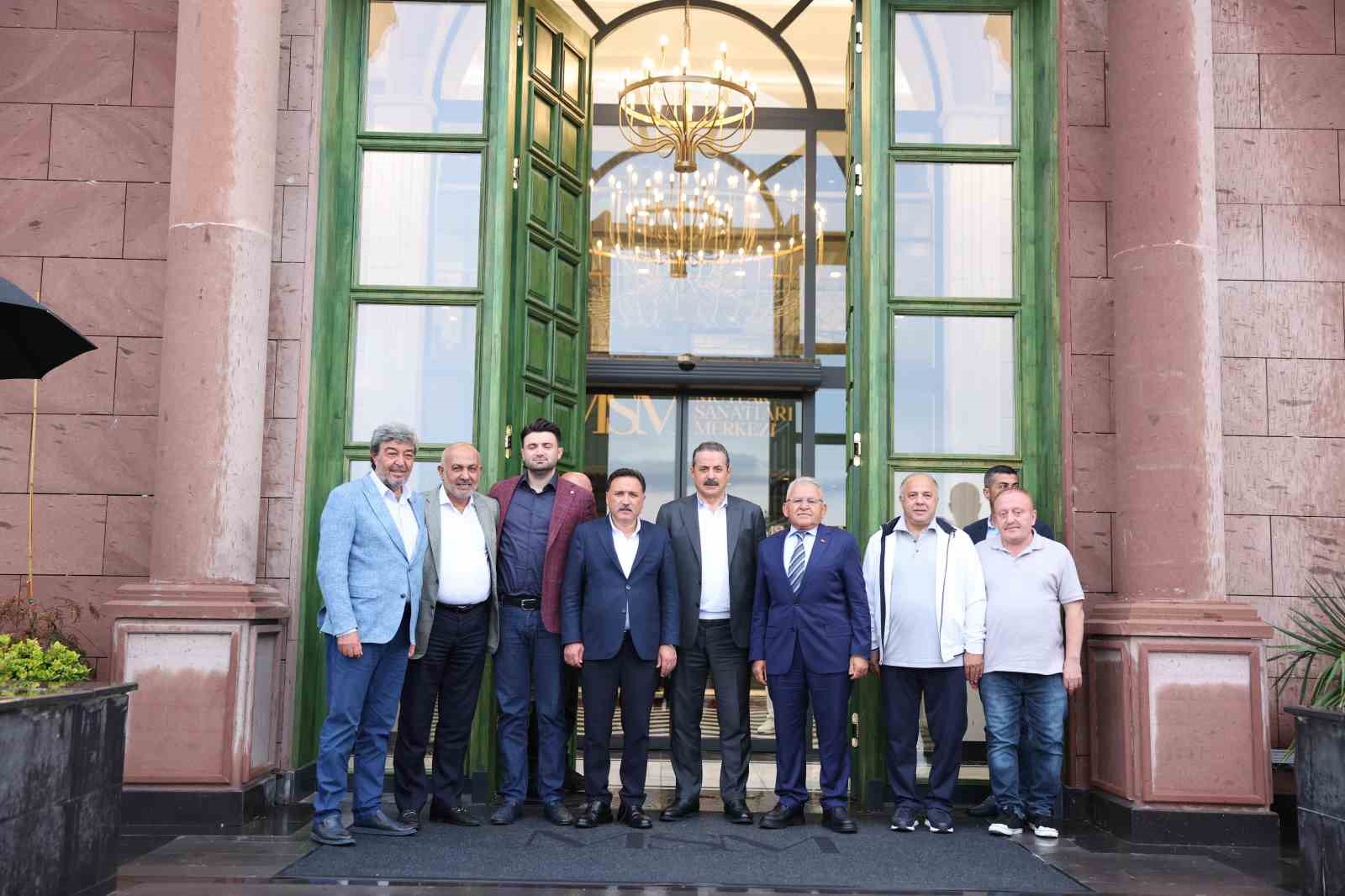 KAYSERİSPOR, BURSASPOR YÖNETİMİNİ AĞIRLADI