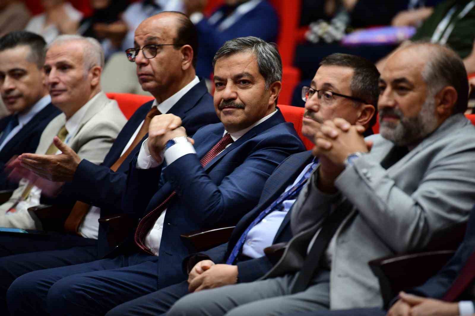 "I. ULUSLARARASI PEDİATRİK ACİLLER KONGRESİ" MALATYA’DA BAŞLADI