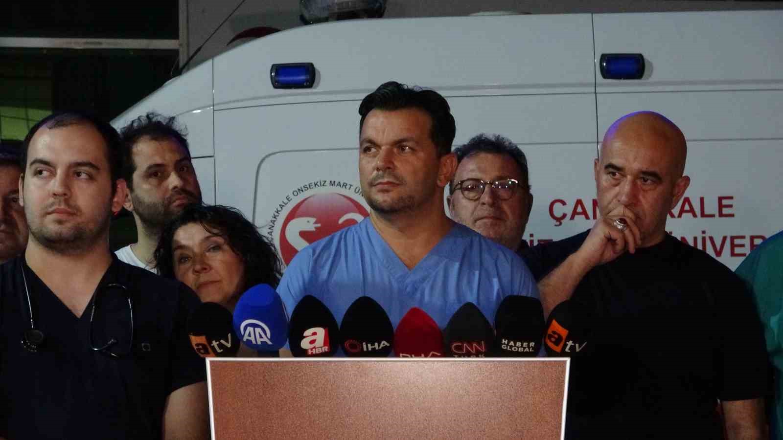 ÇANAKKALE’DE KALP KRİZİ GEÇİREN CEM YILMAZ ANJİYO OLDU, 2 GÜN HASTANEDE KALACAK