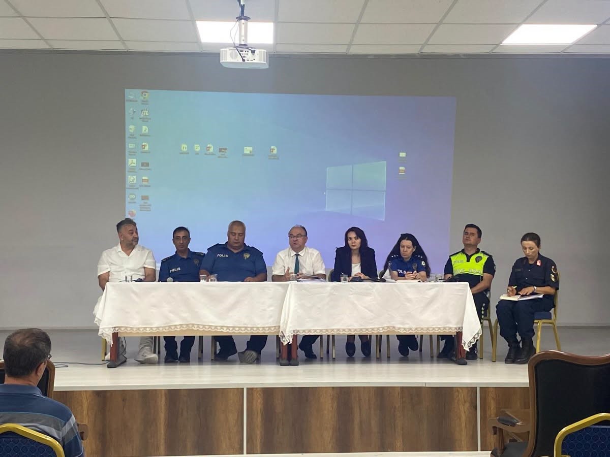 BİLECİK’TE OKUL GÜVENLİĞİ İÇİN TOPLANTI