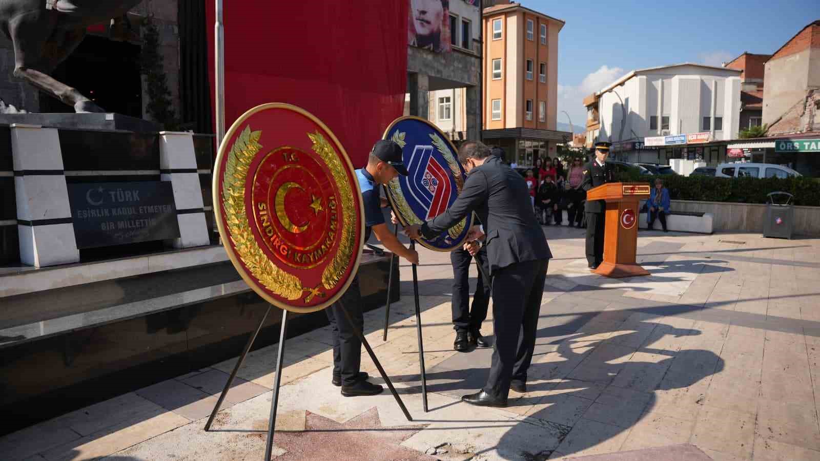 SINDIRGI’DA 30 AĞUSTOS ZAFER BAYRAMI’NIN 104. YILI COŞKUYLA KUTLANDI