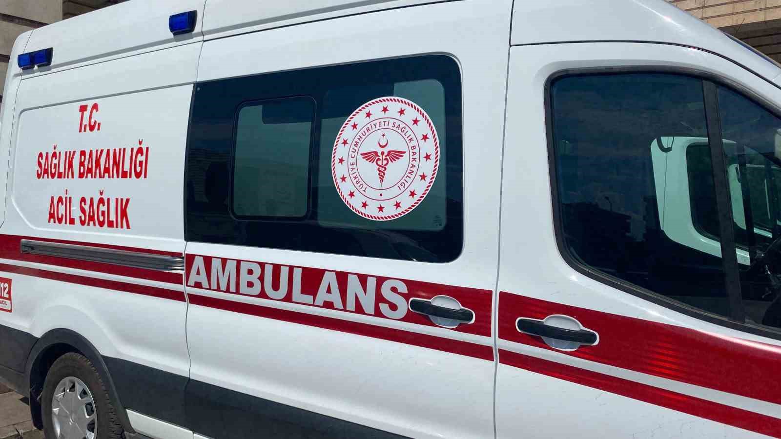 KÖTÜ KOKU ACI GERÇEĞİ ORTAYA ÇIKARDI: EVİNDE ÖLÜ BULUNDU