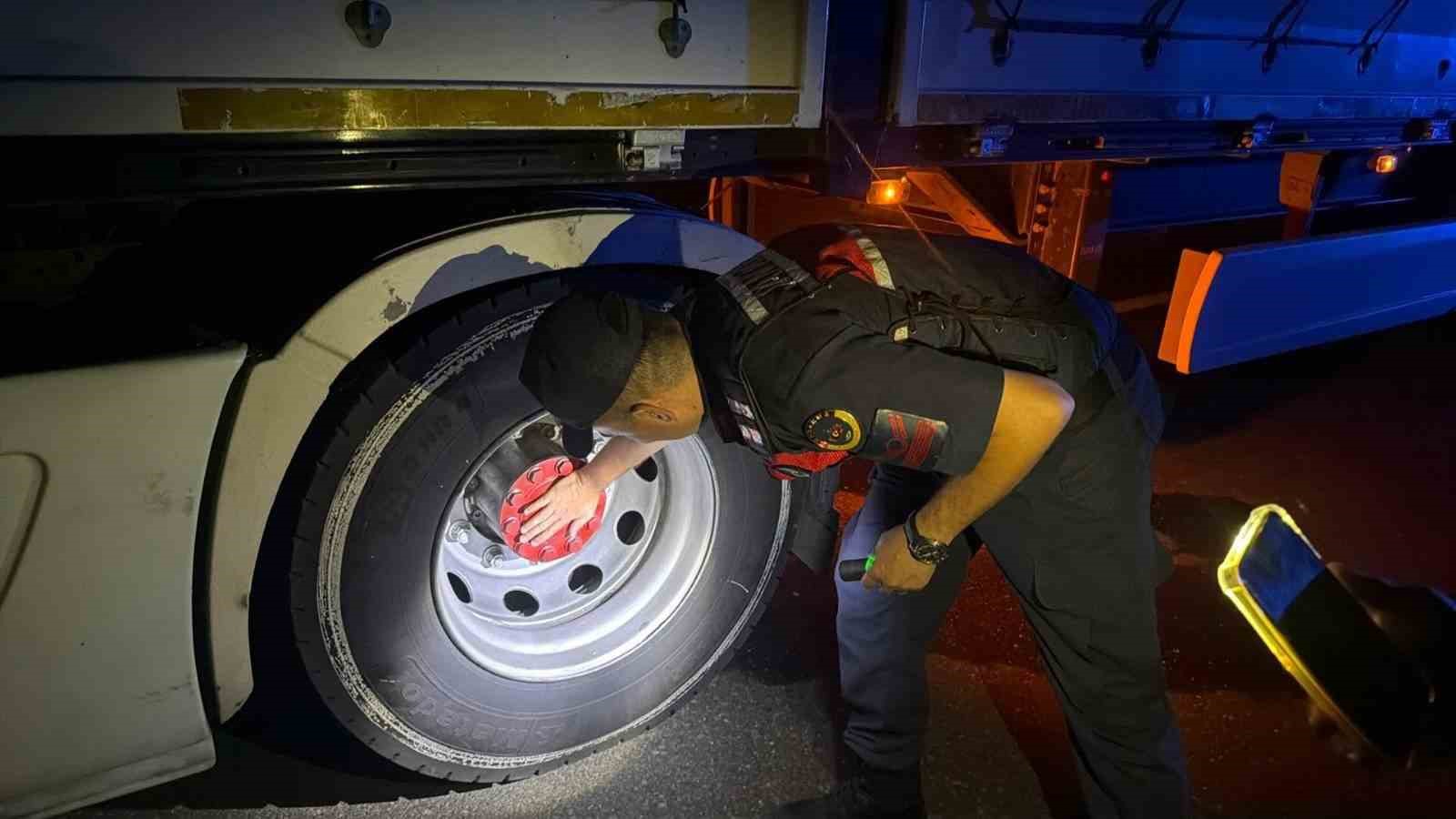 BALATASI ISININA TIR EKİPLERİ HAREKETE GEÇİRDİ