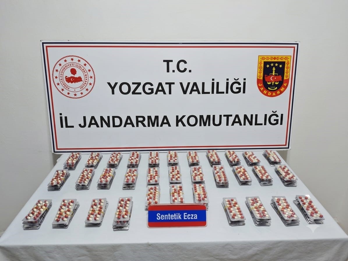 YOZGAT’TA BİN 848 ADET UYUŞTURUCU HAP ELE GEÇİRİLDİ