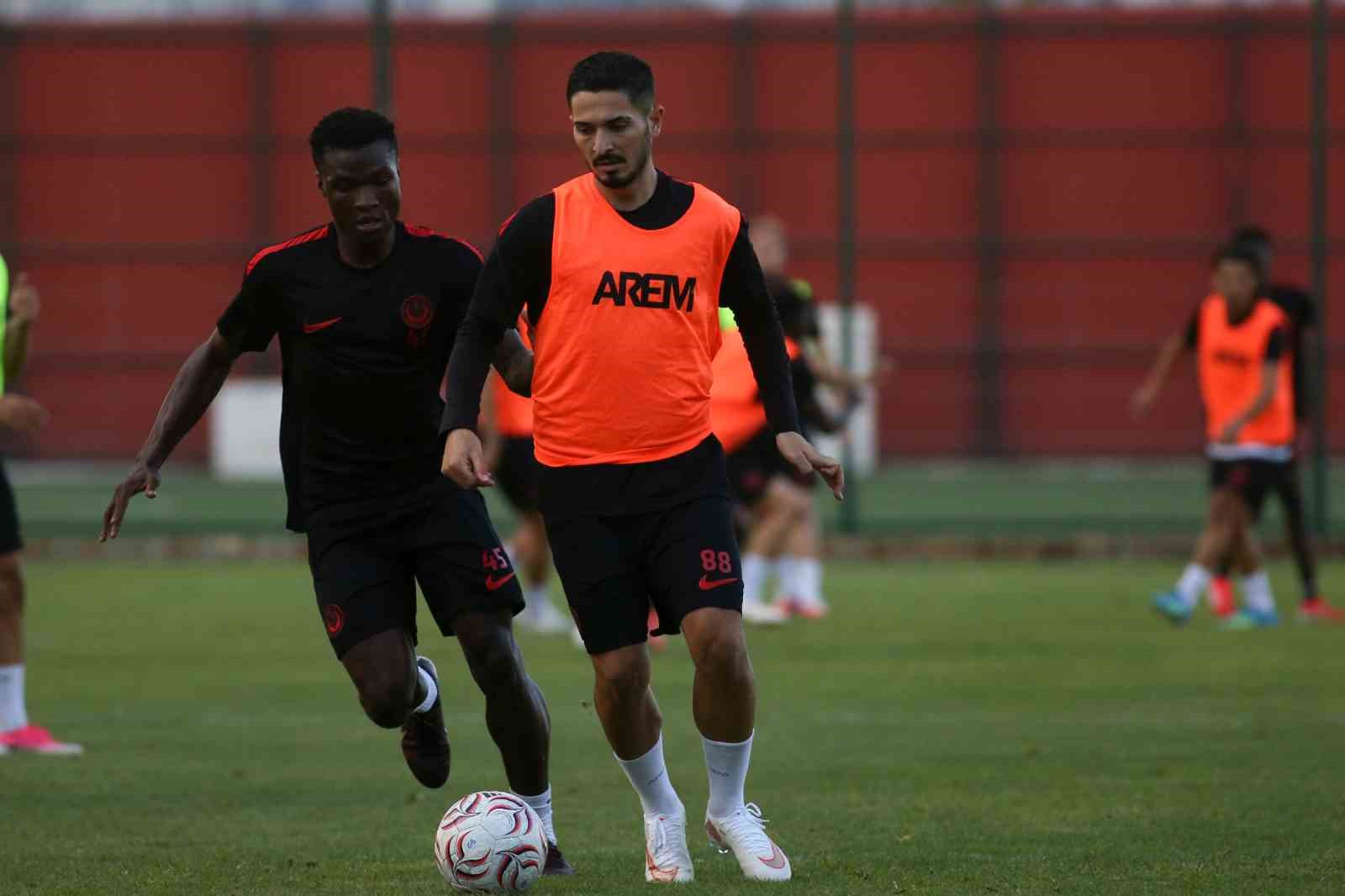 GENÇLERBİRLİĞİ, TRABZONSPOR MAÇI HAZIRLIKLARINA BAŞLADI
