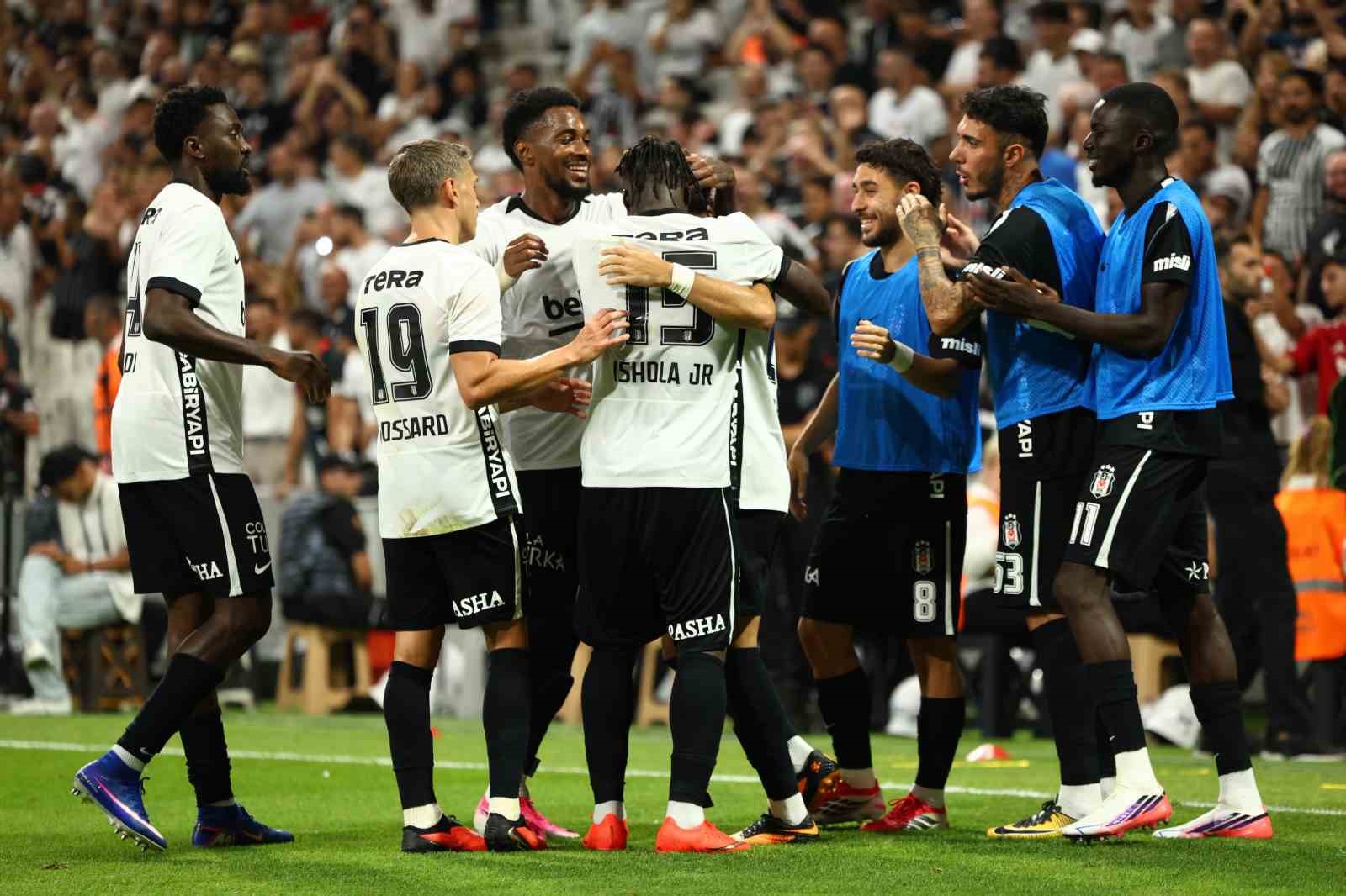 KARTAL, EVİNDE 2’DE 2 YAPTI