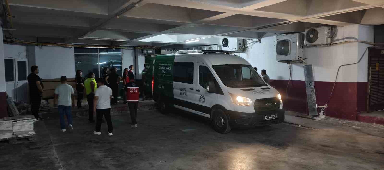 FERİBOT FACİASINDA HAYATINI KAYBEDEN HÜSEYİN ÖZDEMİR’İN CENAZESİ SİLİFKE’YE GETİRİLDİ