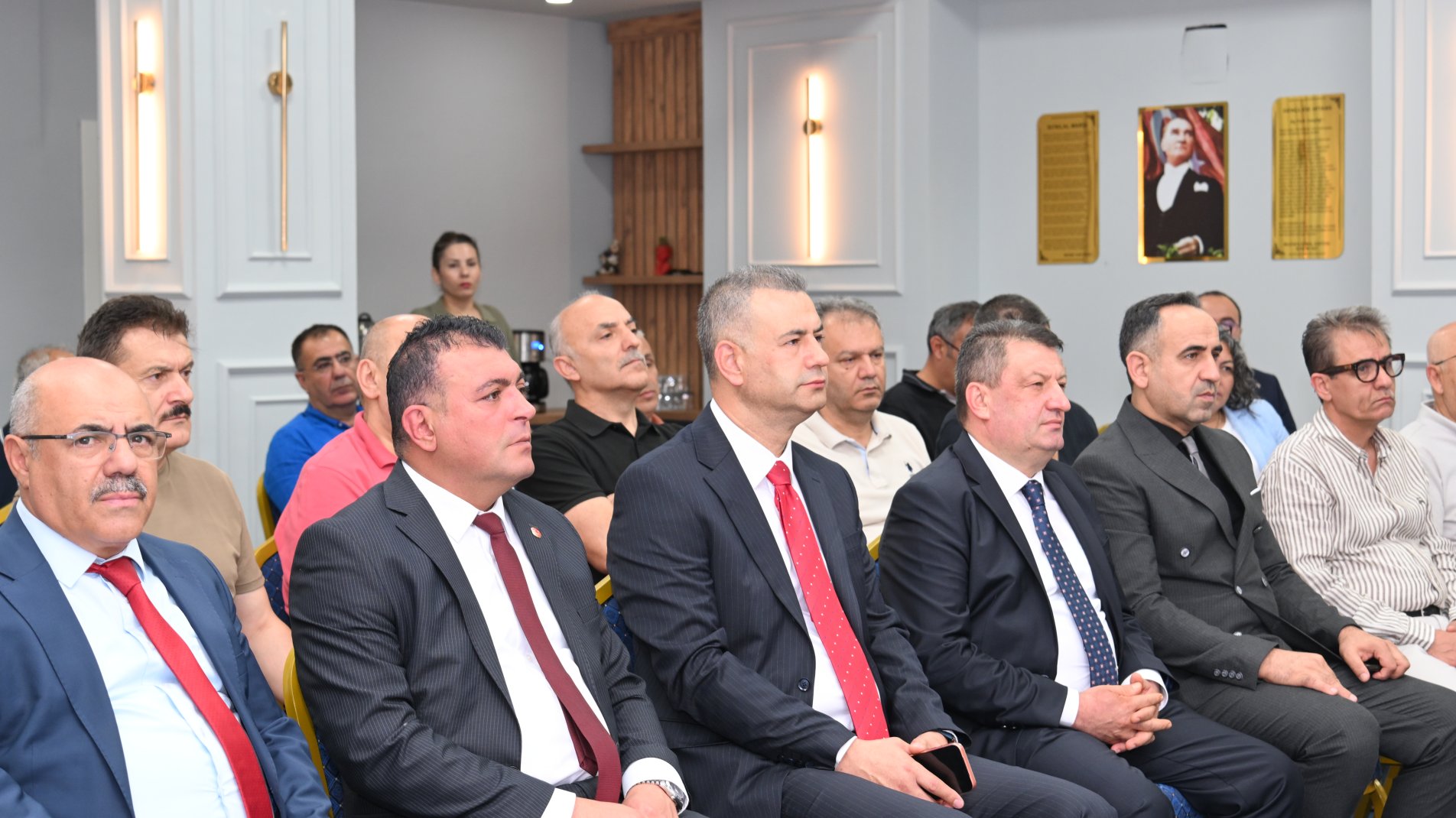 6 İL’DEN 35 ÖĞRETMENEVİ MÜDÜRÜ YOZGAT’TA ‘PAYDAŞ’ TOPLANTISINDA BULUŞTU