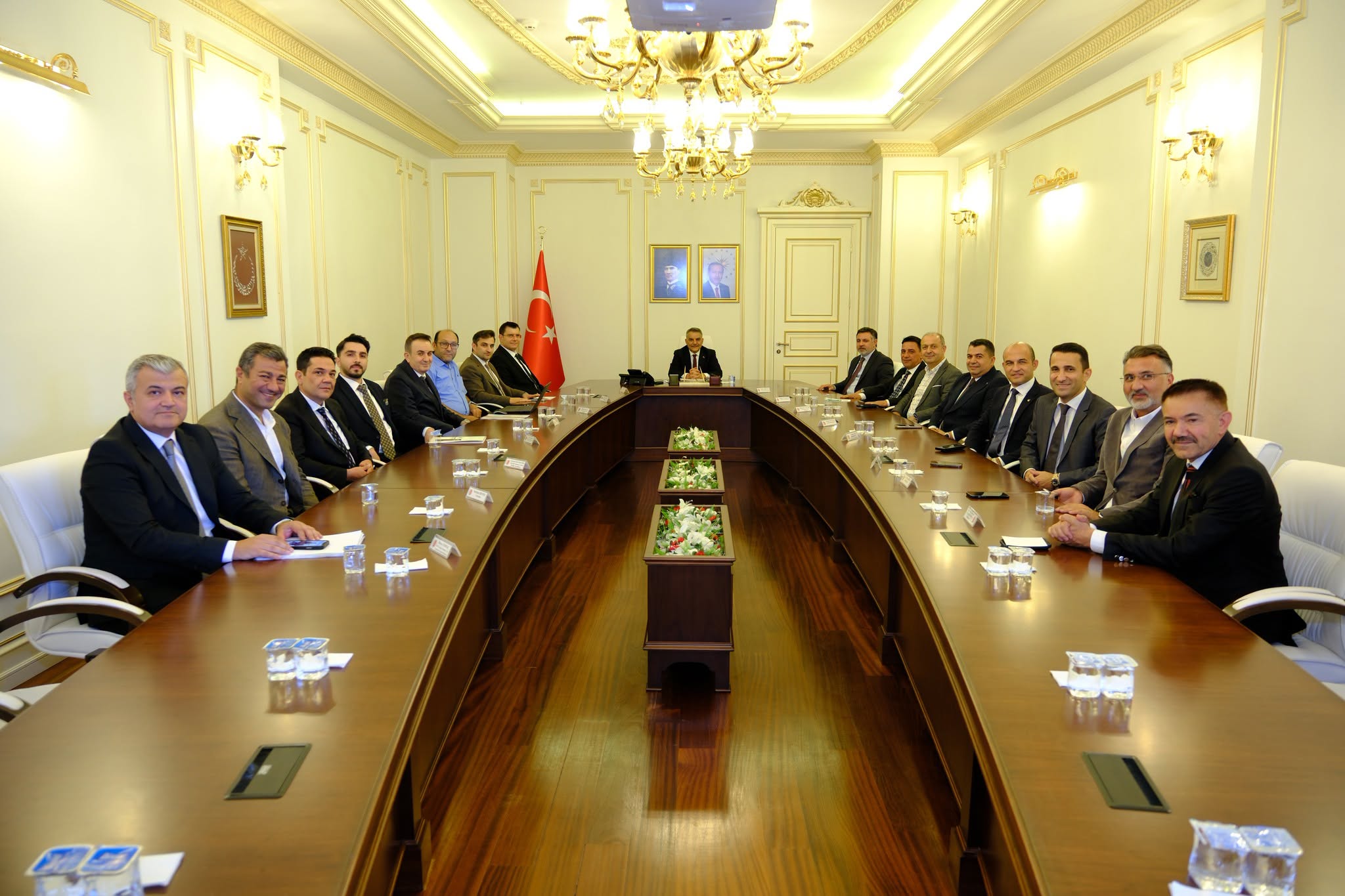 YERKÖY OTB’DE YATIRIM YAPACAK GİRİŞİMCİLERLE İSTİŞARE TOPLANTISI