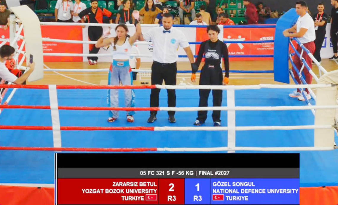 BETÜL ZARARSIZ ÜNİVERSİTELER ARASI KİCK BOKS ŞAMPİYONASINDA 56 KİLODA ALTIN MADALYA KAZANDI