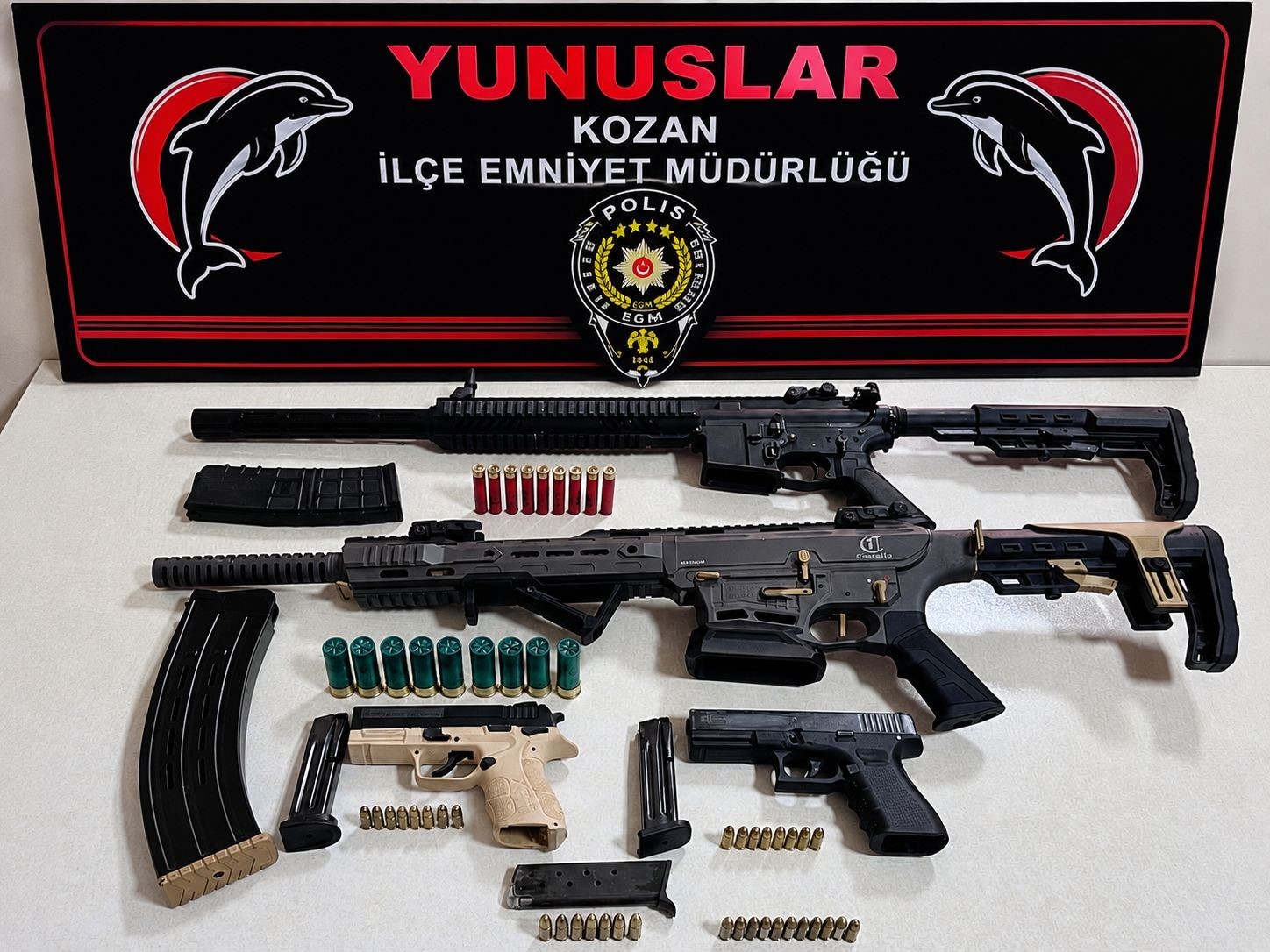 ADANA POLİSİ SİLAH ELE GEÇİRDİ