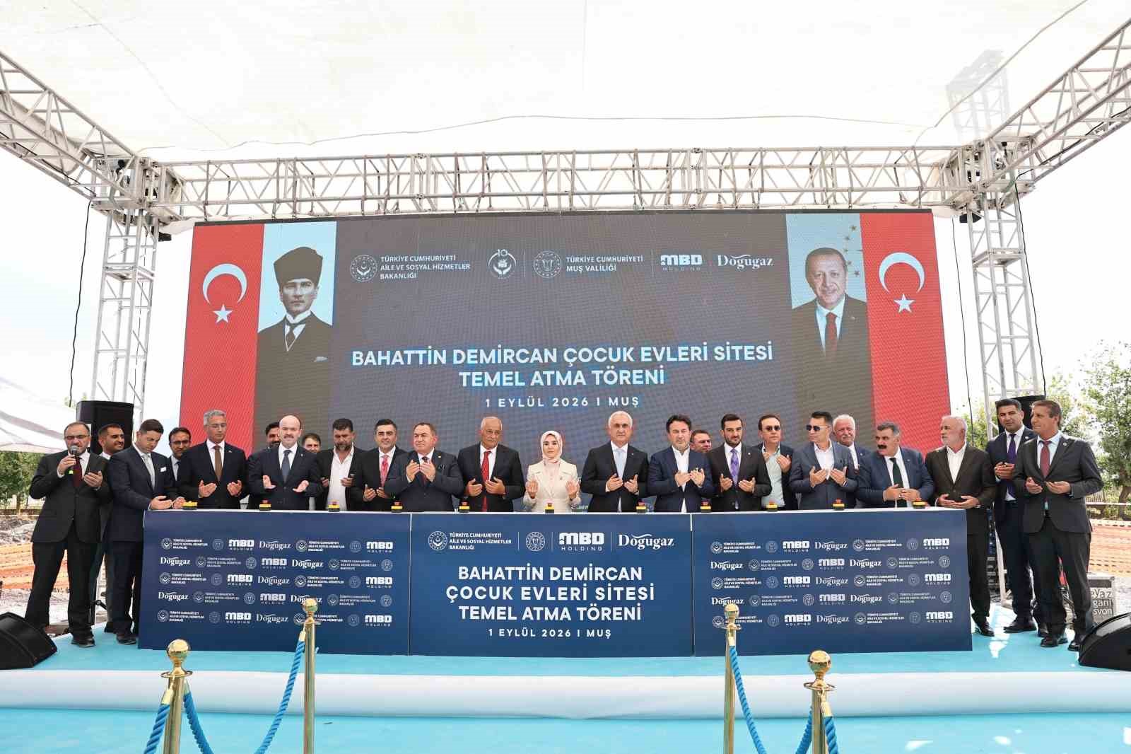 AİLE VE SOSYAL HİZMETLER BAKANI GÖKTAŞ: "ÇOCUKLARIMIZIN EV ORTAMINDA BÜYÜDÜĞÜ BİR MODELİ HAYATA GEÇİRDİK"