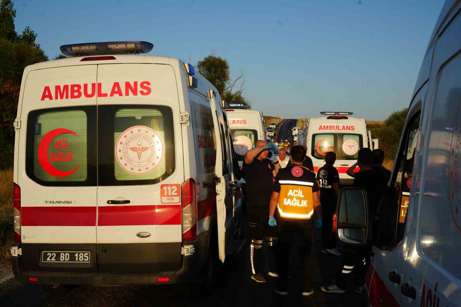 EDİRNE’DE ZİNCİRLEME KAZA: 6 YARALI