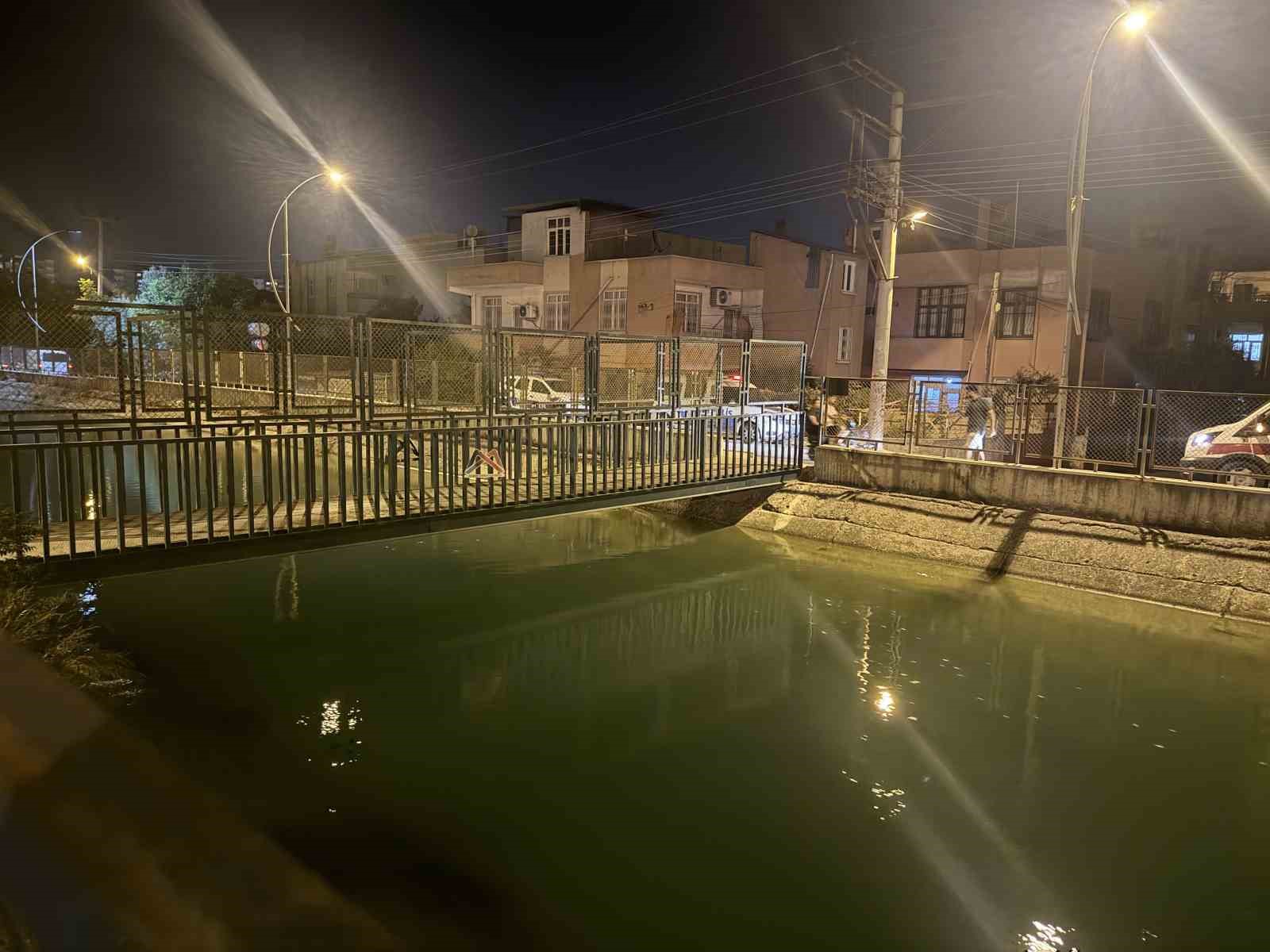 SULAMA KANALINDA CAN PAZARI: 6 YAŞINDAKİ ÇOCUK HASTANEDE, KARDEŞİ ARANIYOR