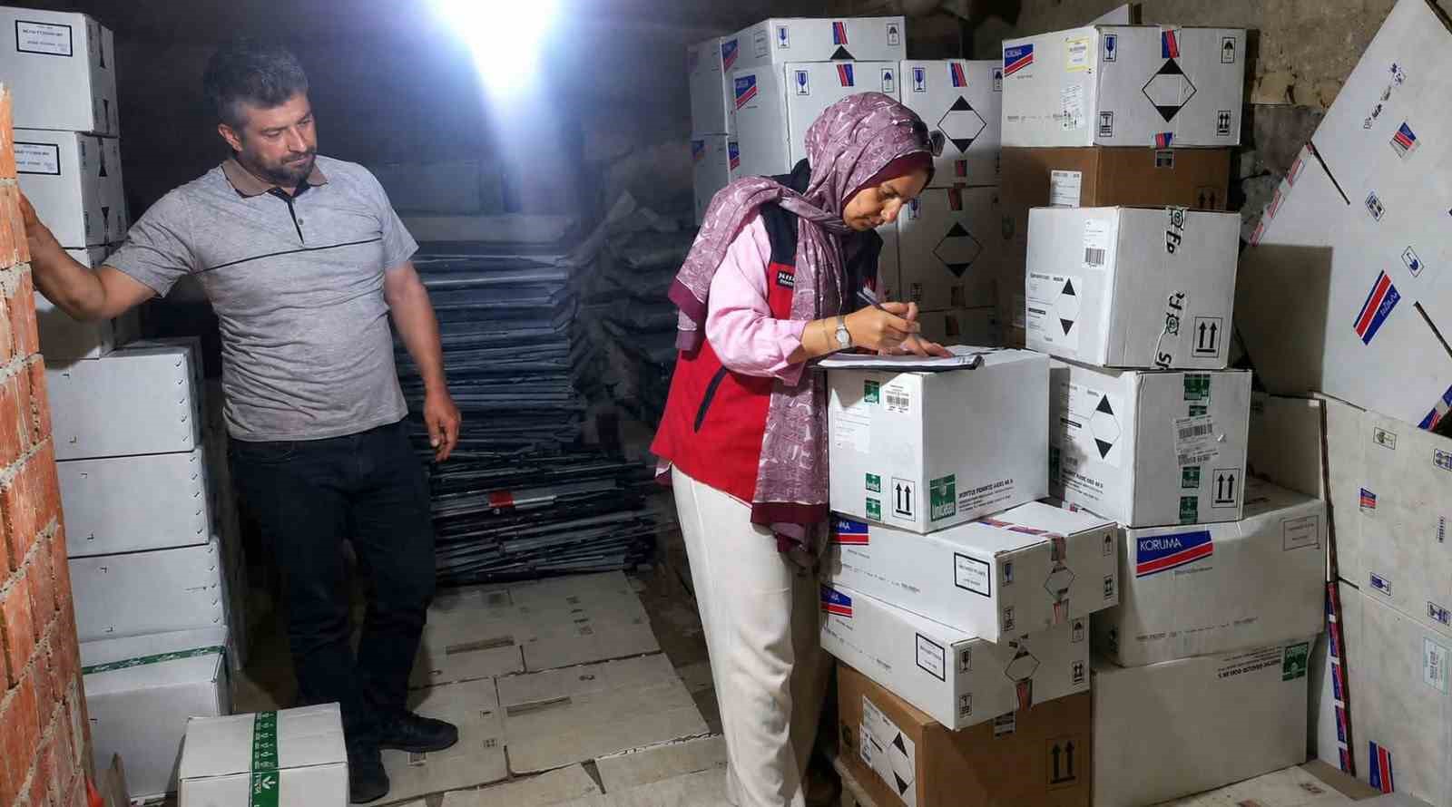 İSCEHİSAR’DA ZİRAİ İLAÇ BAYİLERİNE DENETİM