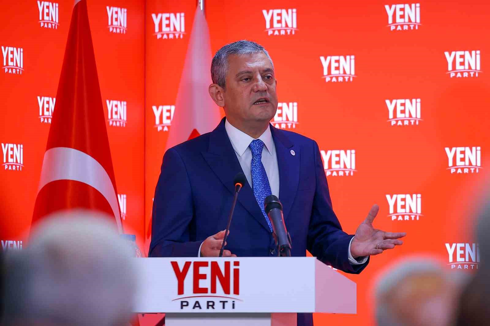 YENİ PARTİ GENEL BAŞKANI ÖZGÜR ÖZEL "7 SÖZ"LE YENİ SLOGANLARINI AÇIKLADI