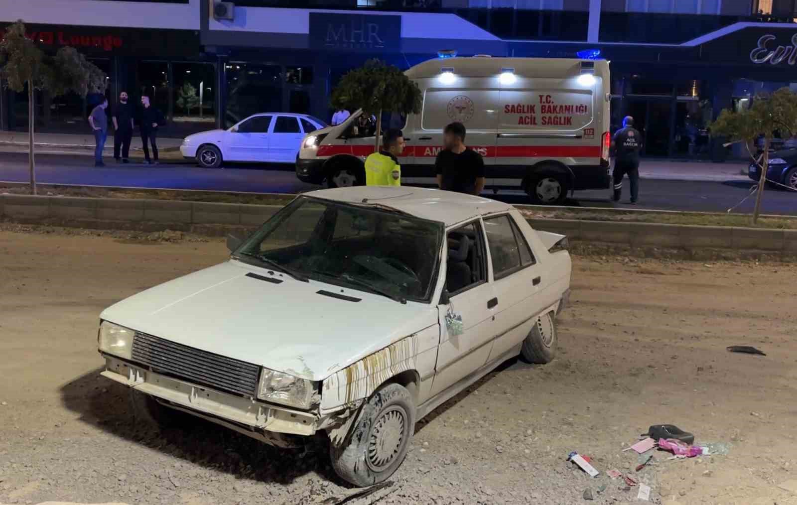 TAKLA ATAN OTOMOBİLDEN BURNU BİLE KANAMADAN ÇIKTI