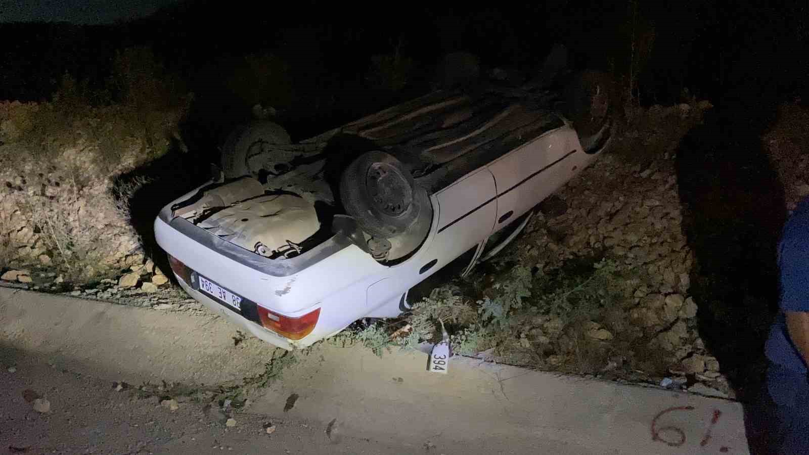TERS DÖNEN OTOMOBİLDEN SAĞ ÇIKTI