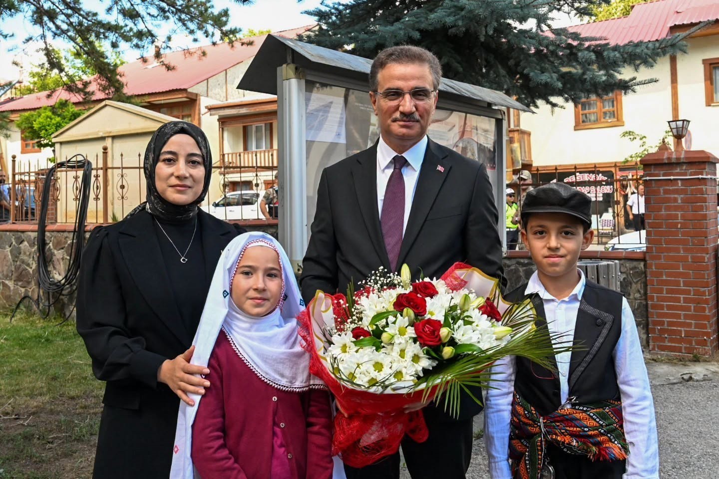 VALİ AYDIN BARUŞ’TAN OLUR’DA