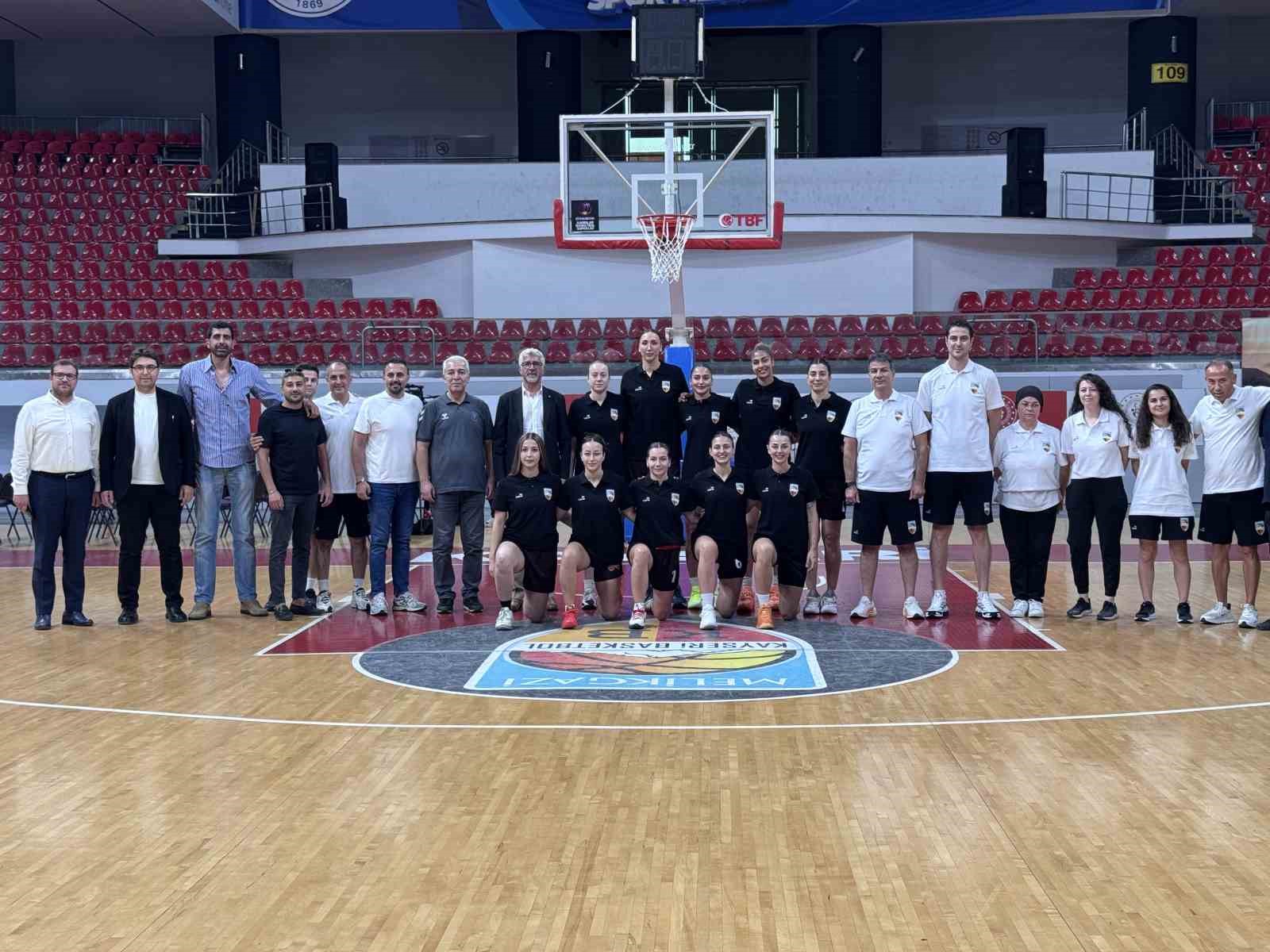 MELİKGAZİ KAYSERİ BASKETBOL İLE MEMORİAL KAYSERİ HASTANESİ SPONSORLUK ANLAŞMASI İMZALADI
