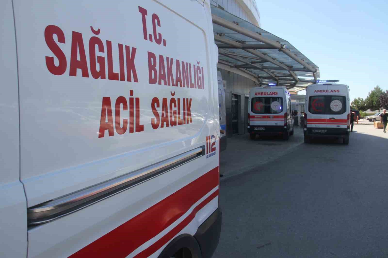 BEYŞEHİR’DE ÜÇ AYRI KAZADA 4 KİŞİ YARALANDI