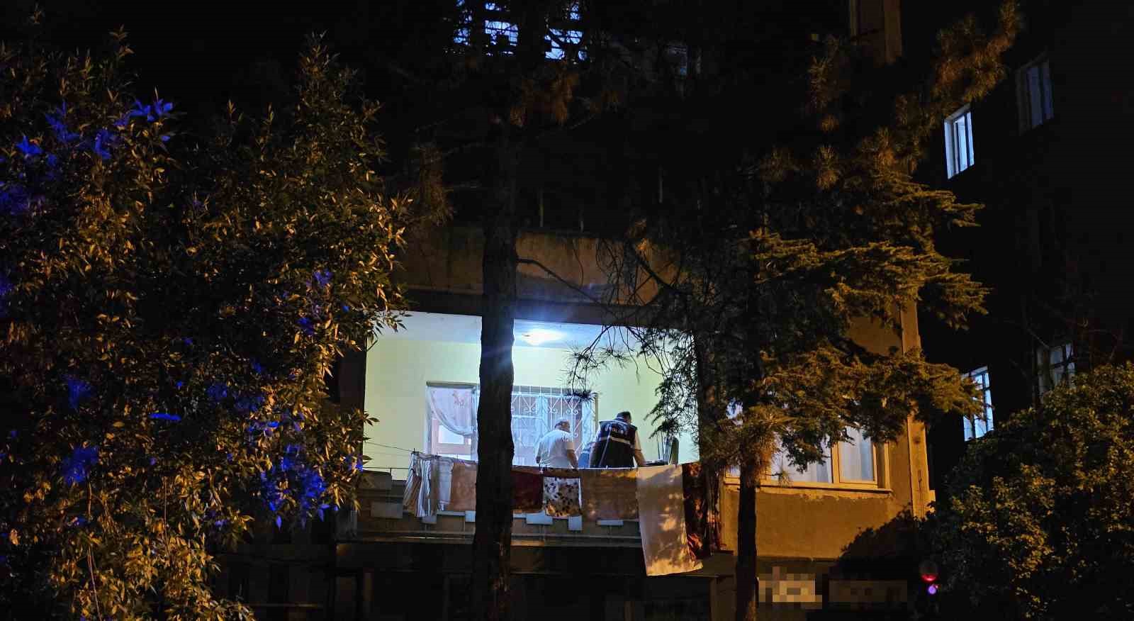 ÜVEY OĞLU TARAFINDAN BIÇAKLANAN ADAM HAYATINI KAYBETTİ