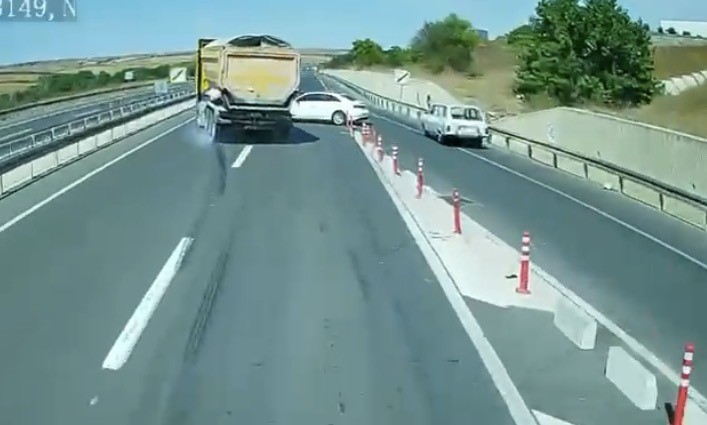 TEKİRDAĞ’DA TIR ŞOFÖRÜNÜN DİKKATİ FACİAYI ÖNLEDİ: O ANLAR KAMERADA