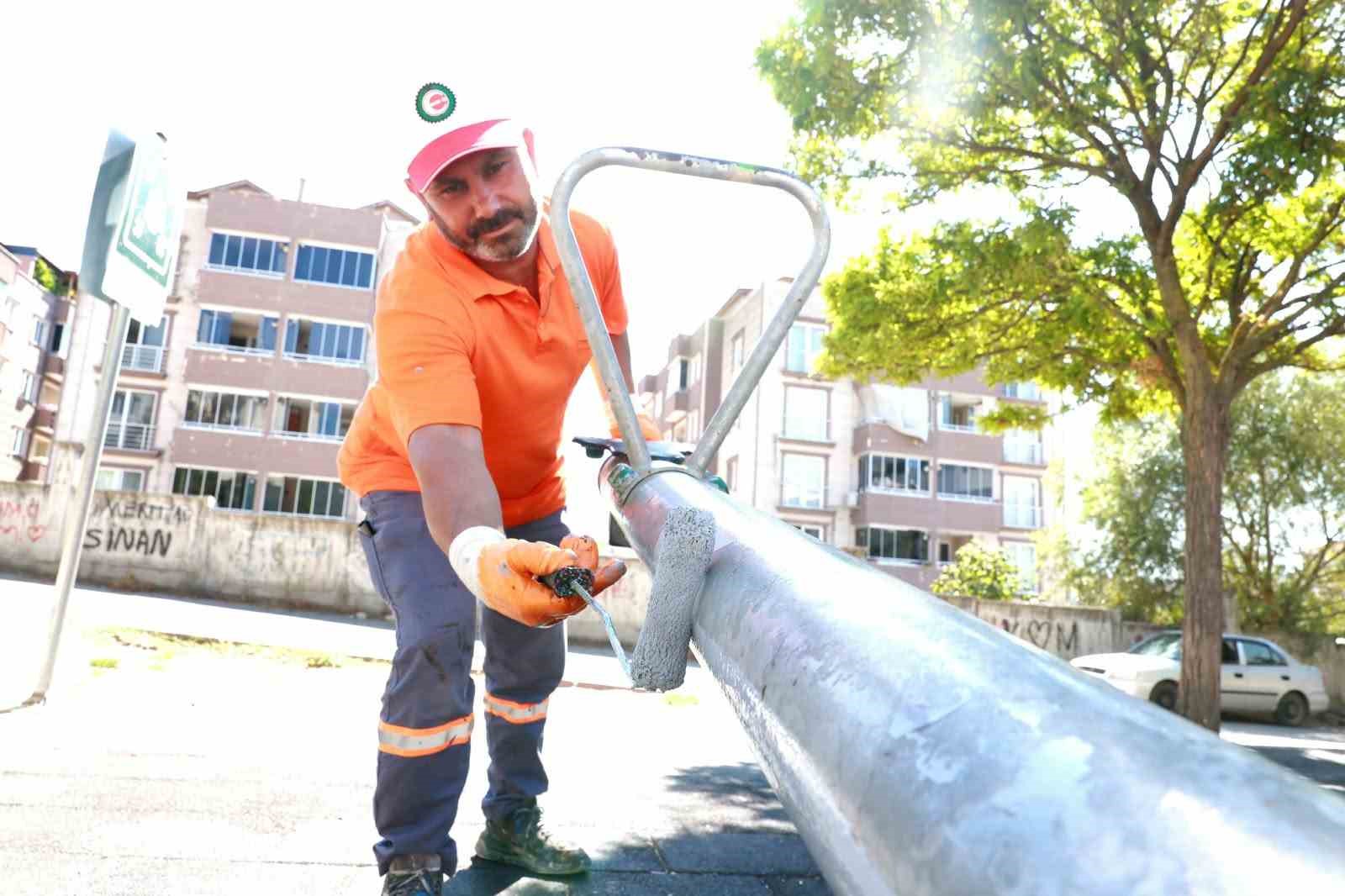 OSMANGAZİ BELEDİYESİ’NDEN PARKLARI GÜZELLEŞTİREN DOKUNUŞ