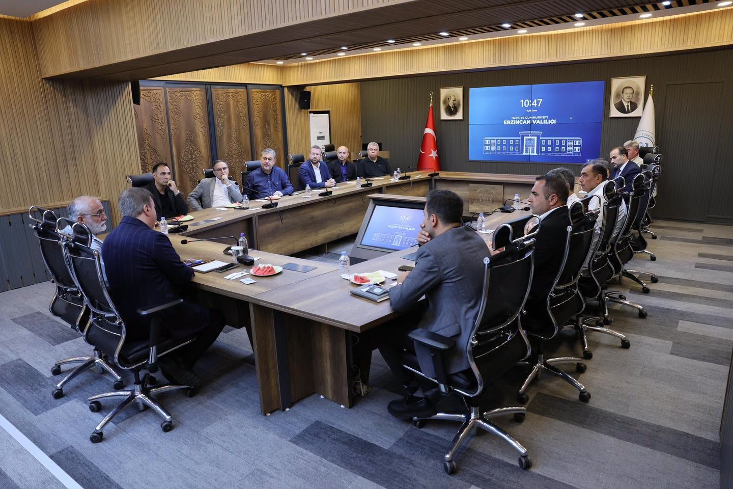 ERZİNCAN’IN YÖRESEL ÜRÜNLERİNİN ULUSAL VE ULUSLARARASI PAZARLARDAKİ PAYININ ARTIRILMASI HEDEFLENİYOR