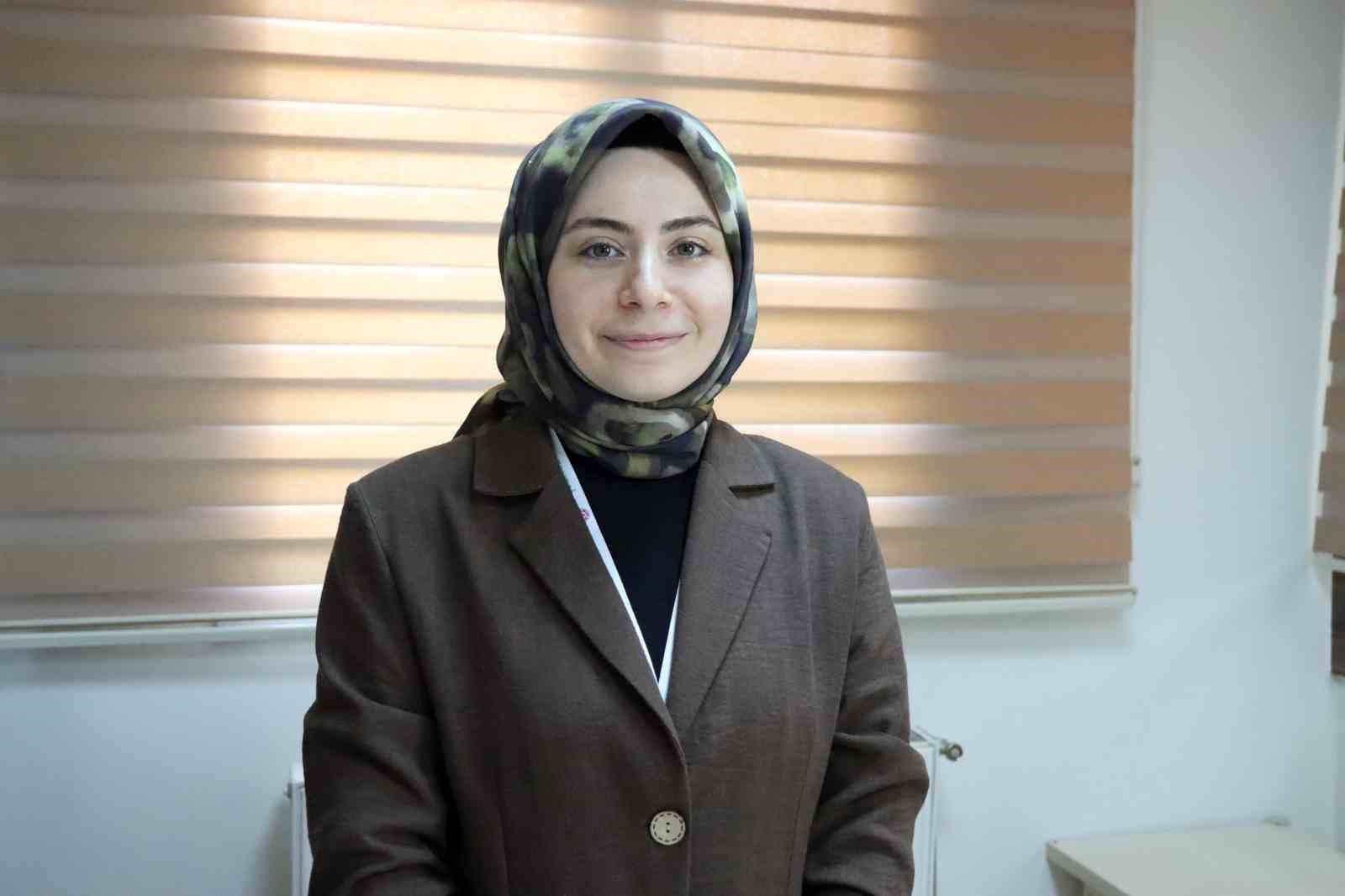 OKULA ZOR ALIŞAN ÇOCUKLARA ’KADEMELİ AYRILIK’ SÜRECİ ÖNERİSİ