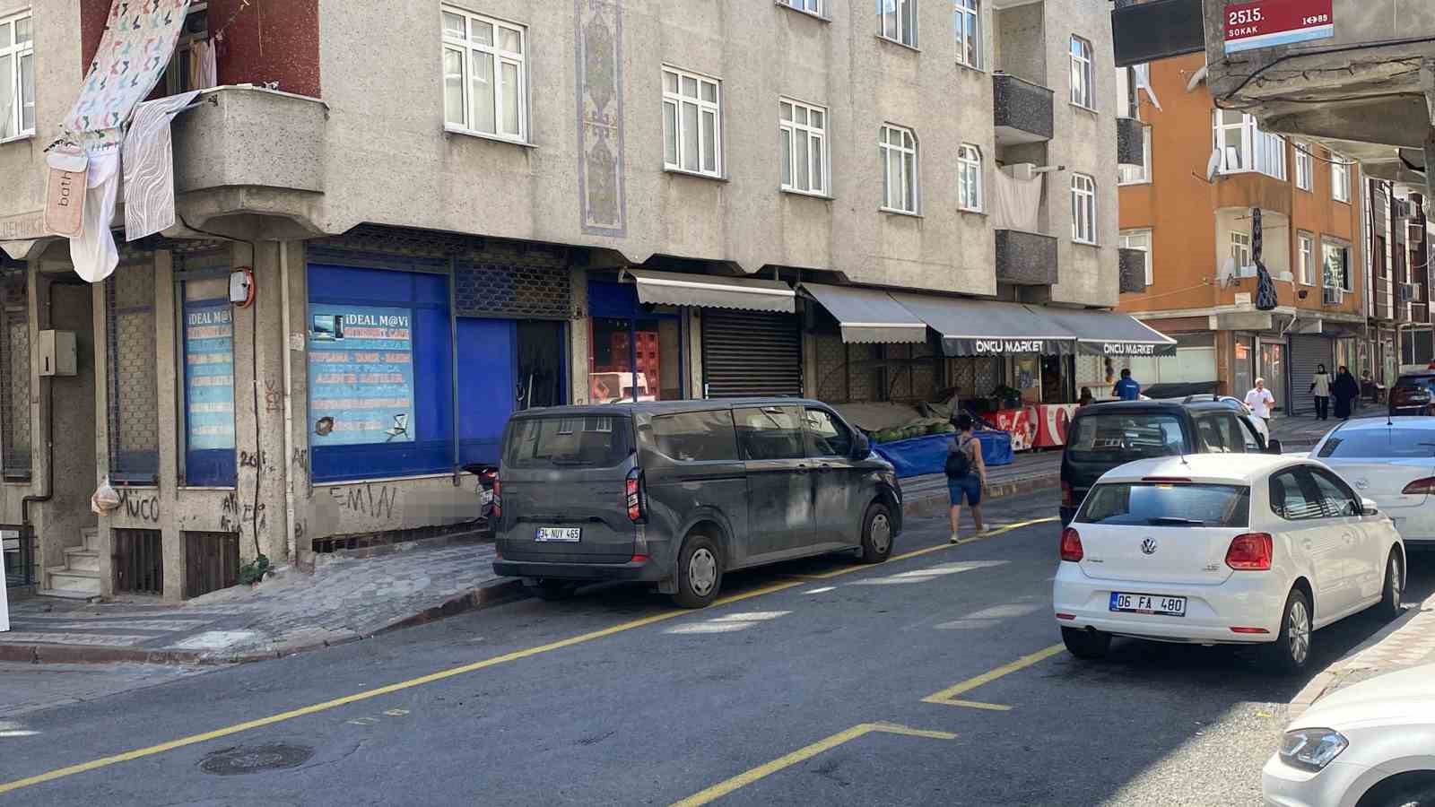SULTANGAZİ’DE İNTERNET KAFEYE SİLAHLI SALDIRI