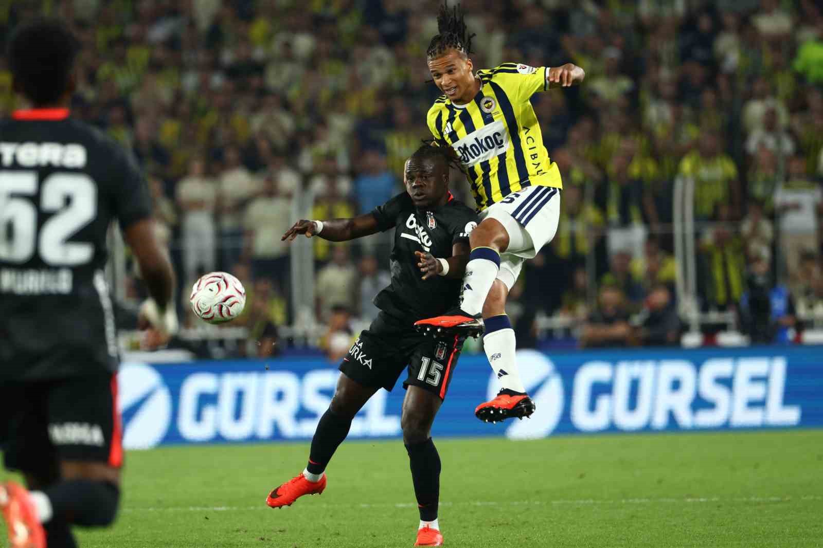 FENERBAHÇE’DE 3 İSİM İLK KEZ DERBİ OYNADI