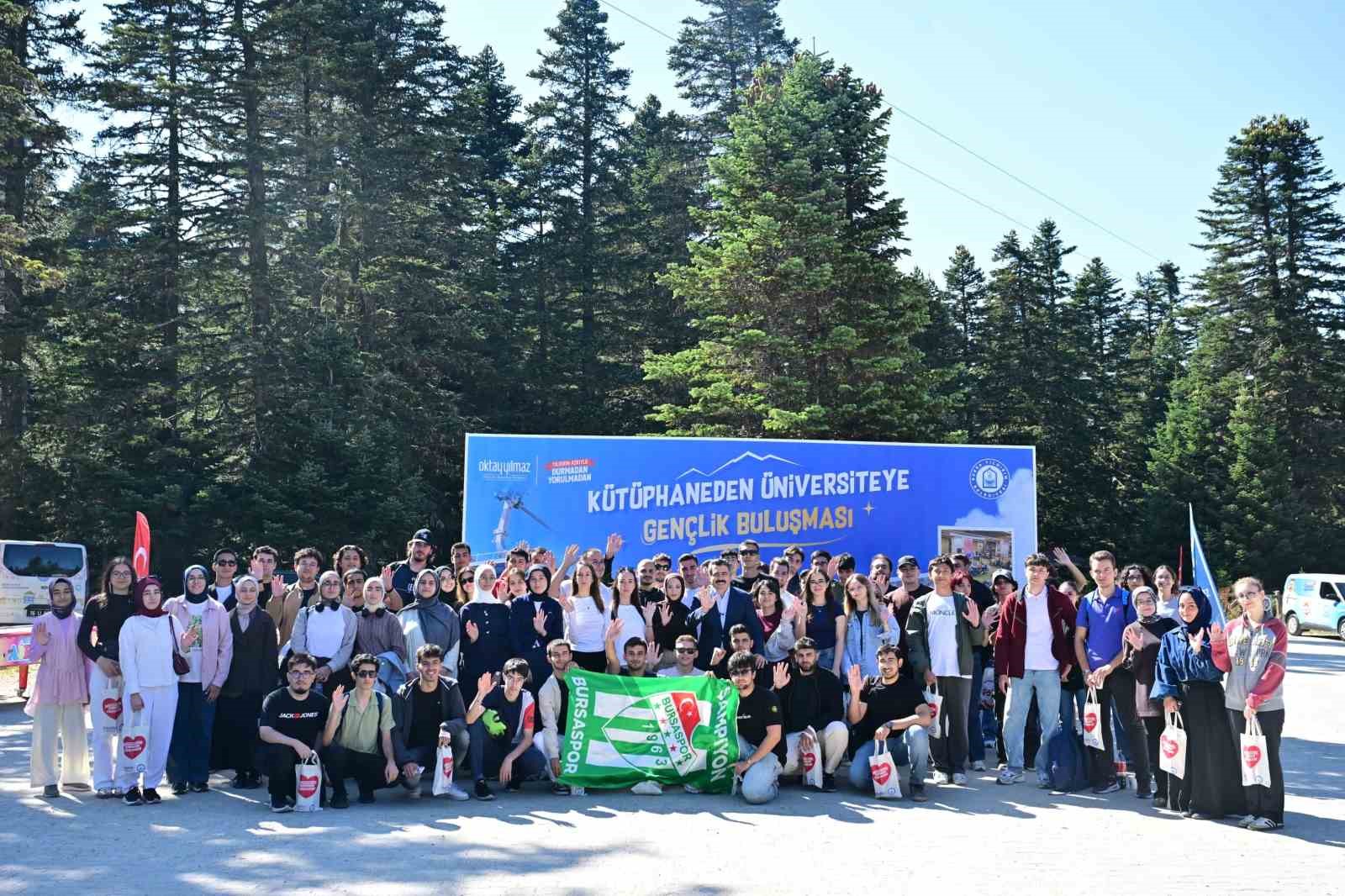 UYUMAYAN KÜTÜPHANEDEN ÜNİVERSİTEYE