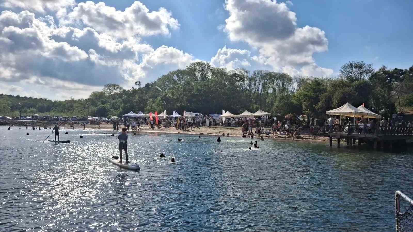 SİNOP’TA RİYALE HÜSEYİN PAŞA ANISINA KULAÇ ATTILAR