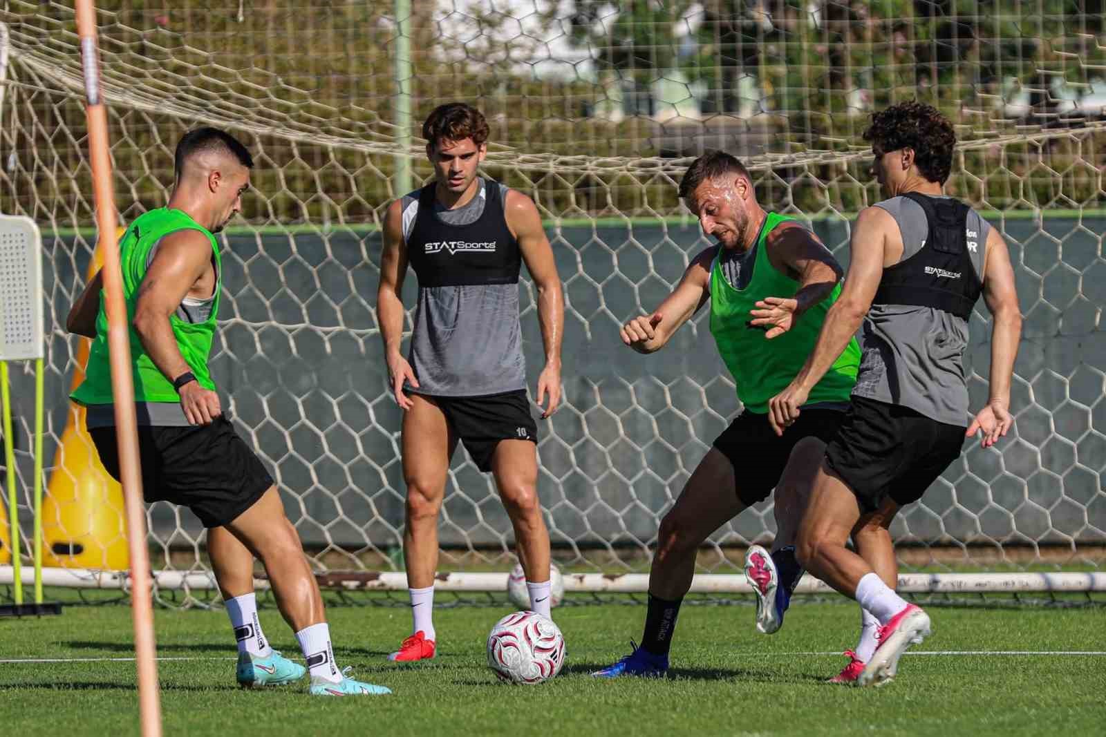 ALANYASPOR, RİZESPOR MAÇI HAZIRLIKLARINI TAMAMLADI