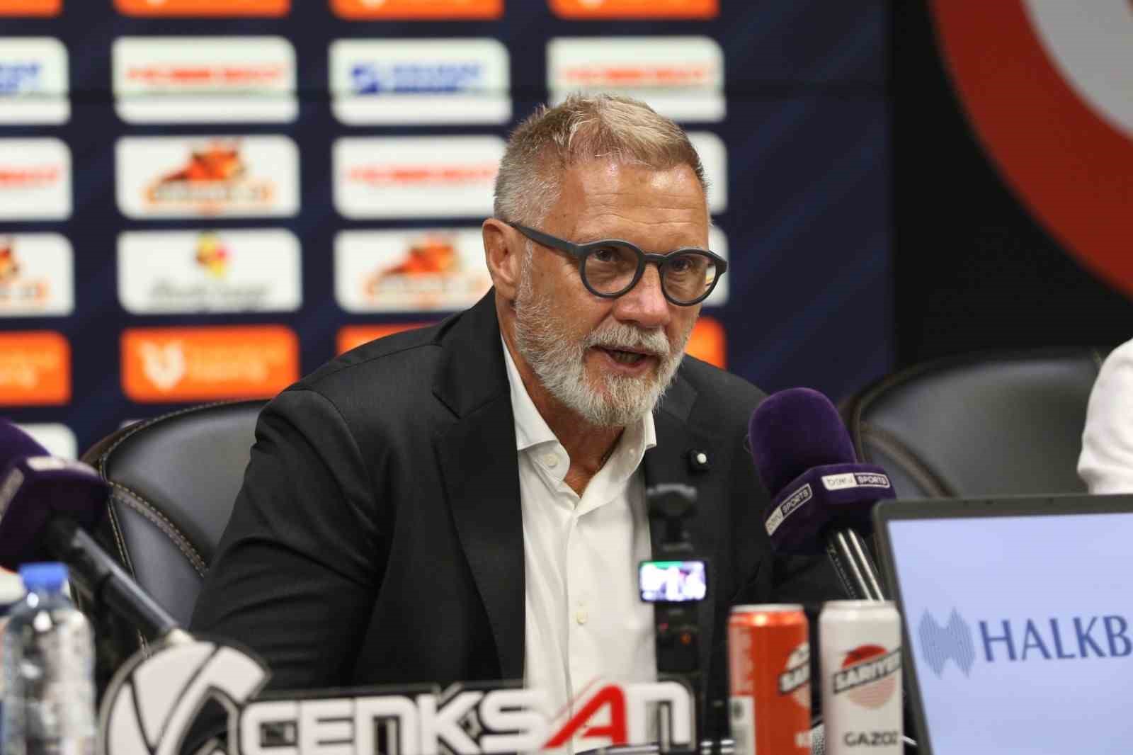 THORSTEN FİNK: "FORVETİMİZ OLSAYDI MAÇI KAZANACAKTIK"