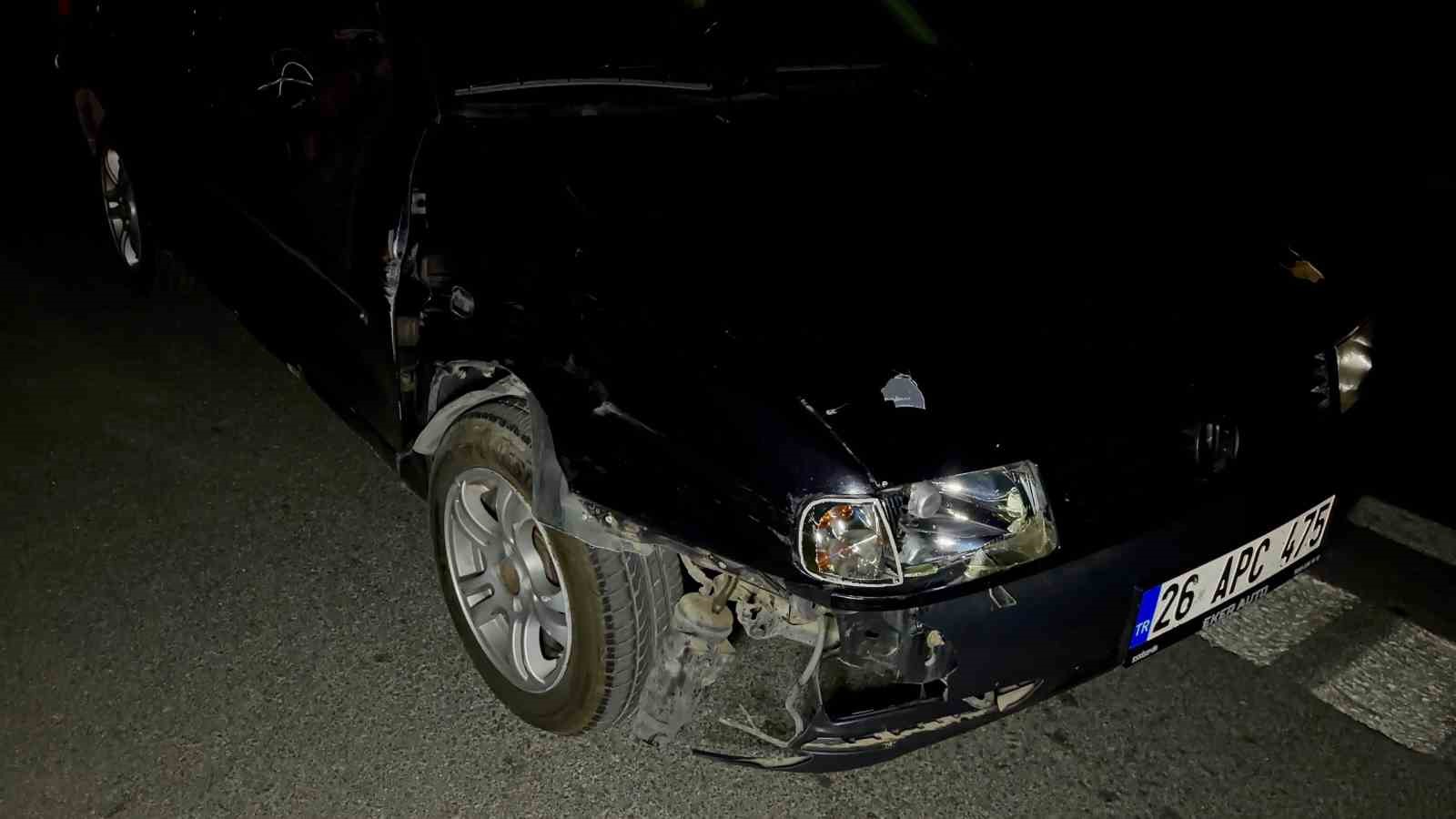 YOLUN KARŞISINA GEÇMEK İSTERKEN OTOMOBİLİN ÇARPTIĞI ADAM HAYATINI KAYBETTİ