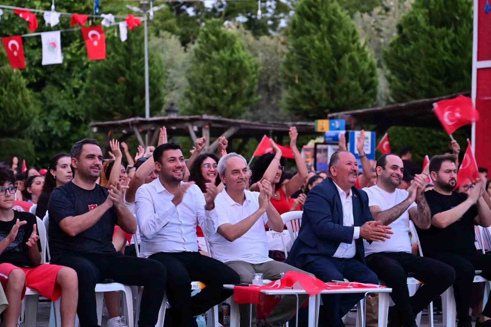 DOKUMAPARK’TA AVRUPA ŞAMPİYONLUĞU COŞKUSU