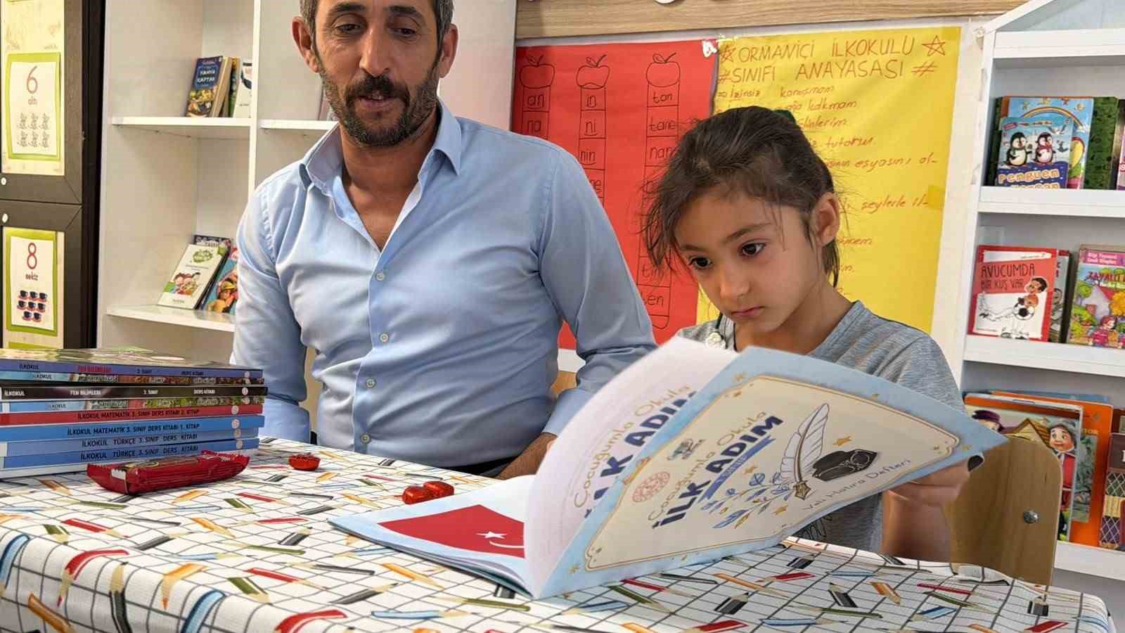 ORMANİÇİ İLKOKULU’NDA İLK DERS ZİLİ MERYEM İÇİN ÇALDI