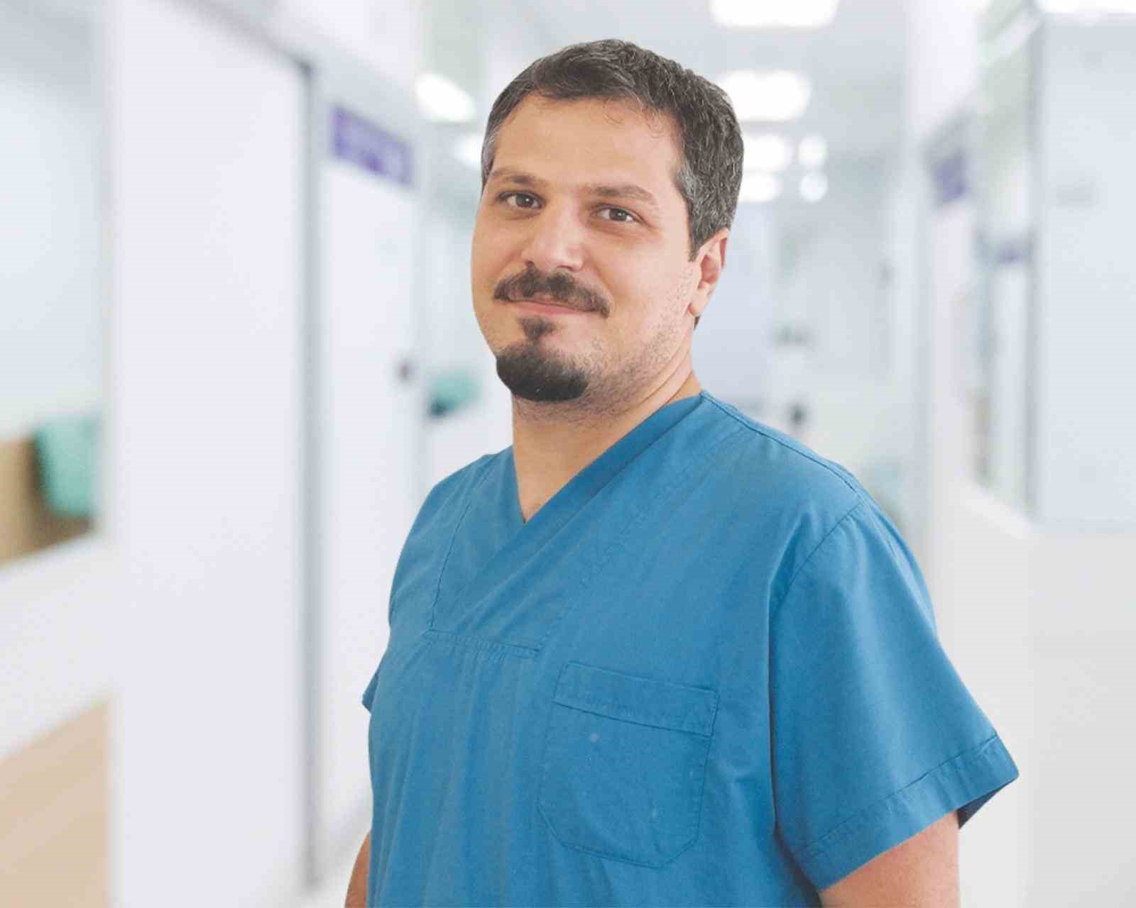 ÇOCUKLARDA DİJİTAL ANESTEZİYLE İĞNE KORKUSUNA AĞRISIZ ÇÖZÜM